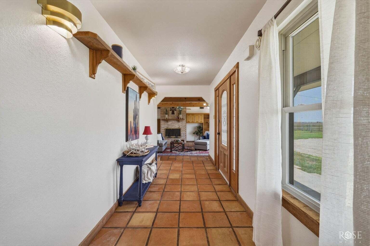12326 E Veribest Road Property Photo 7