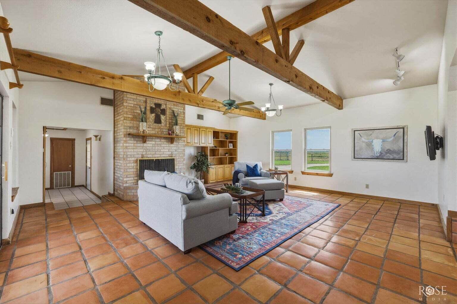 12326 E Veribest Road Property Photo 10