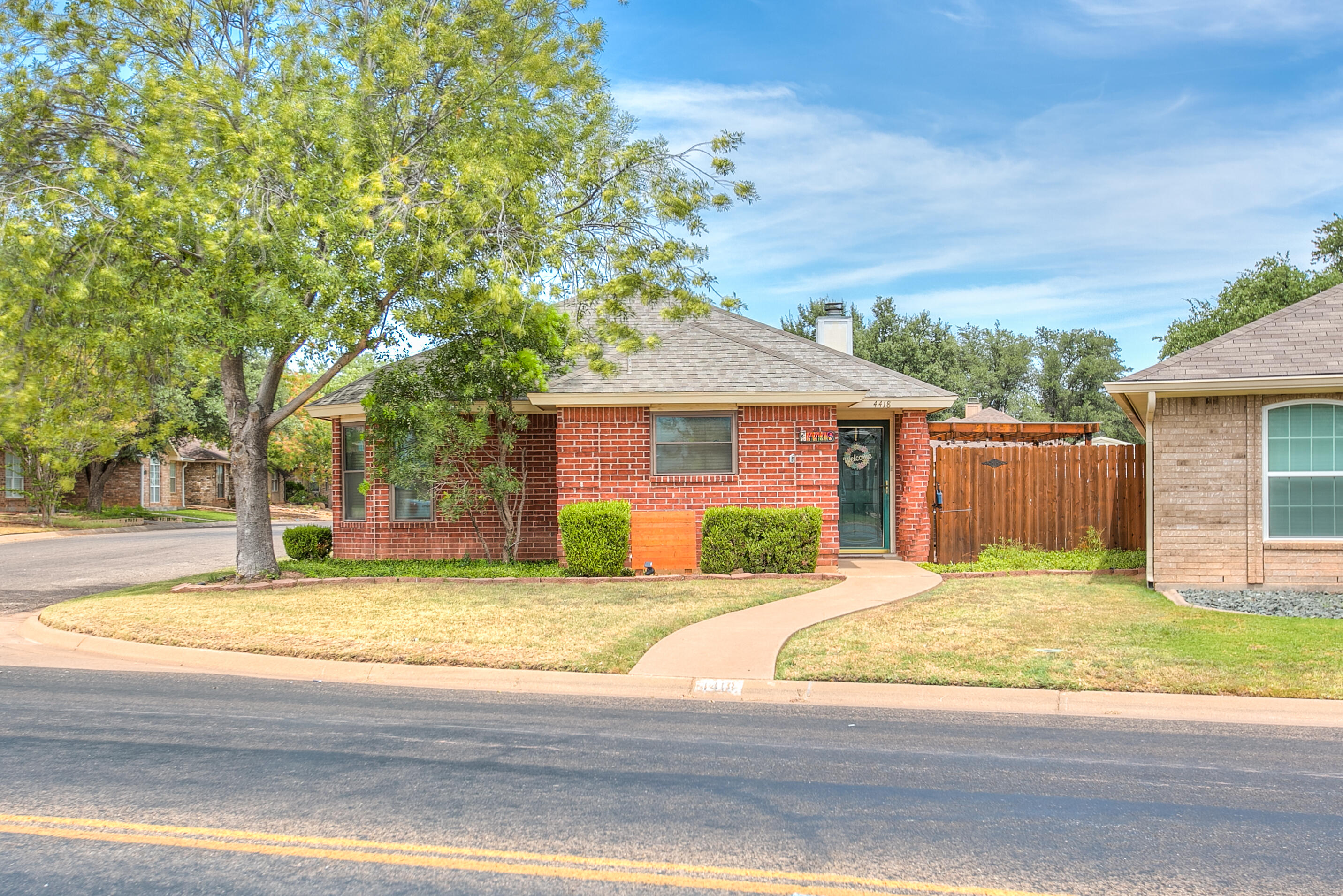 4418 Southland Boulevard Property Photo 6