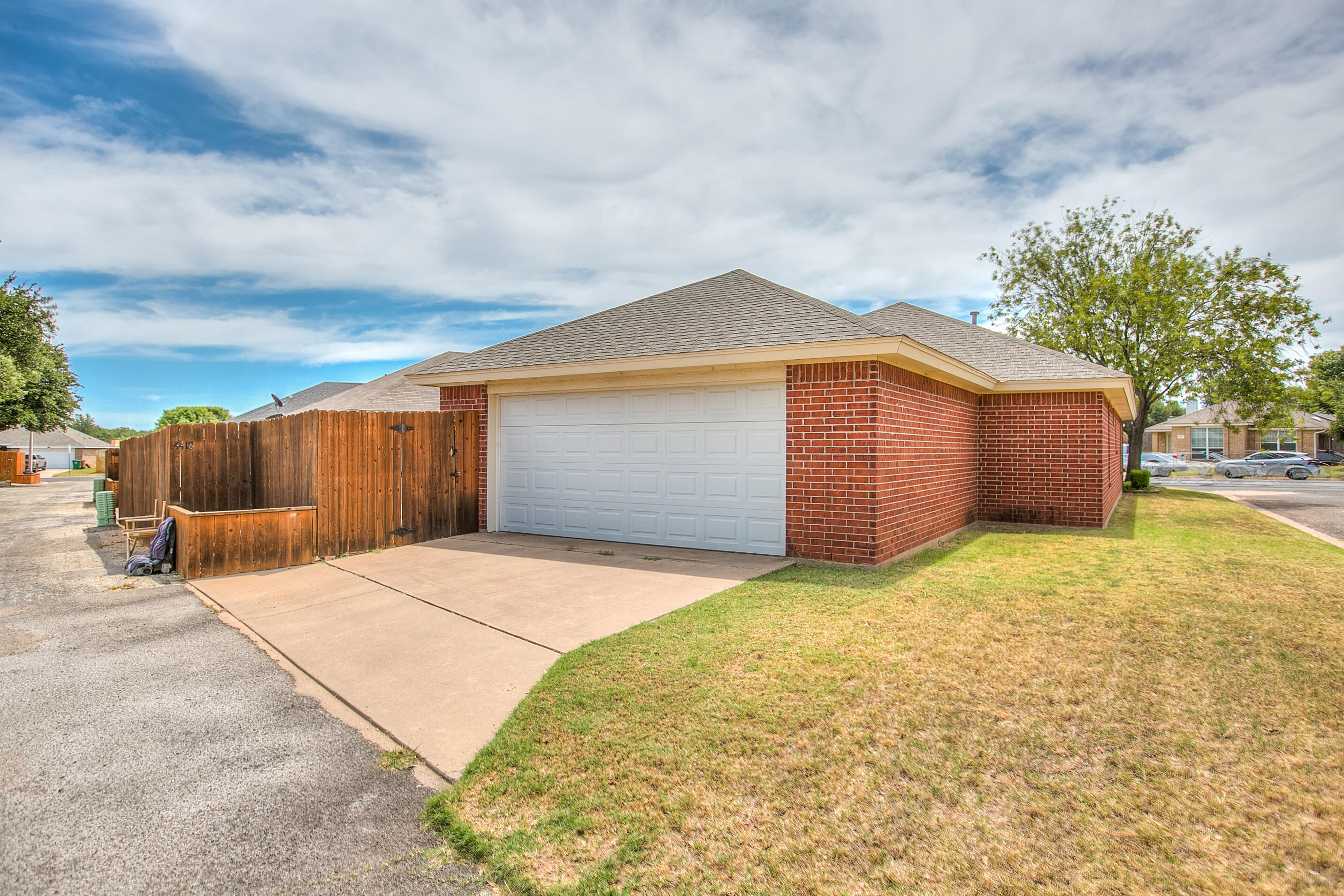 4418 Southland Boulevard Property Photo 30