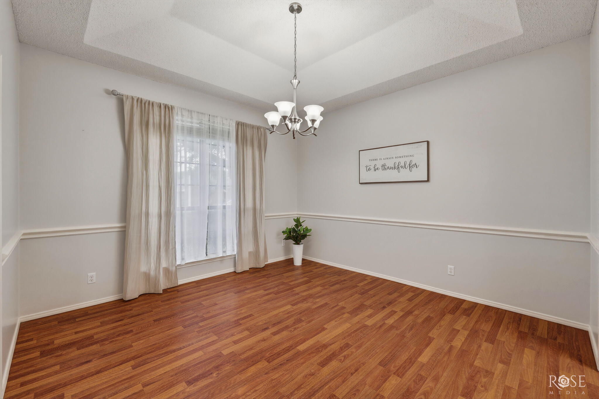 3509 Shadyhill Drive Property Photo 7