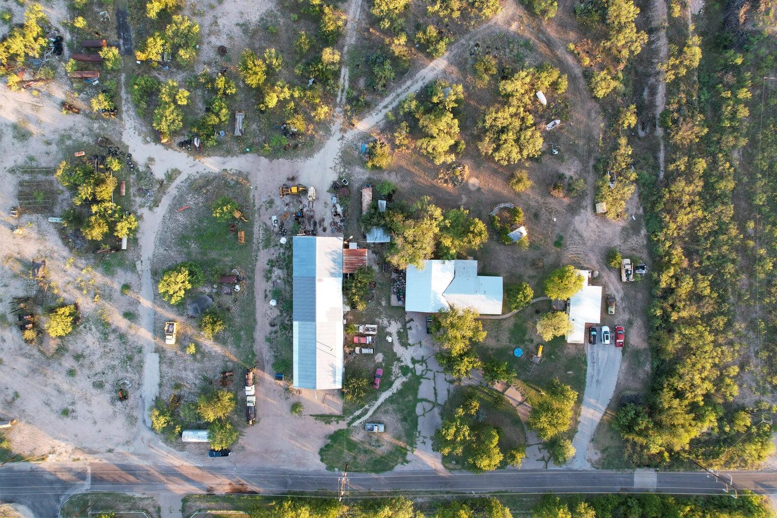 1011 Humble Road Property Photo 2