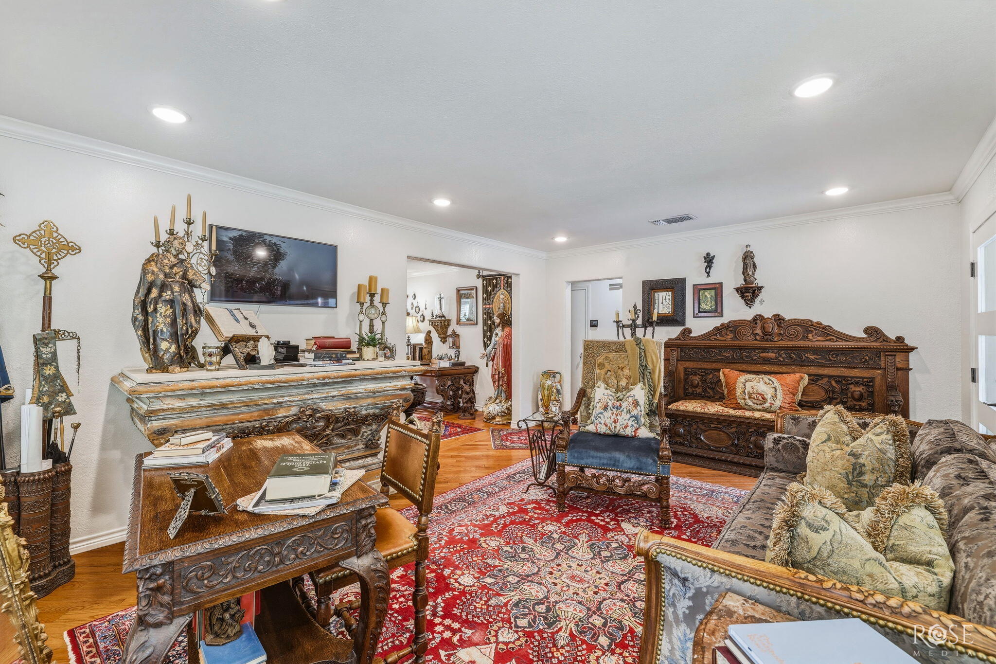 1322 Shafter Street Property Photo 9