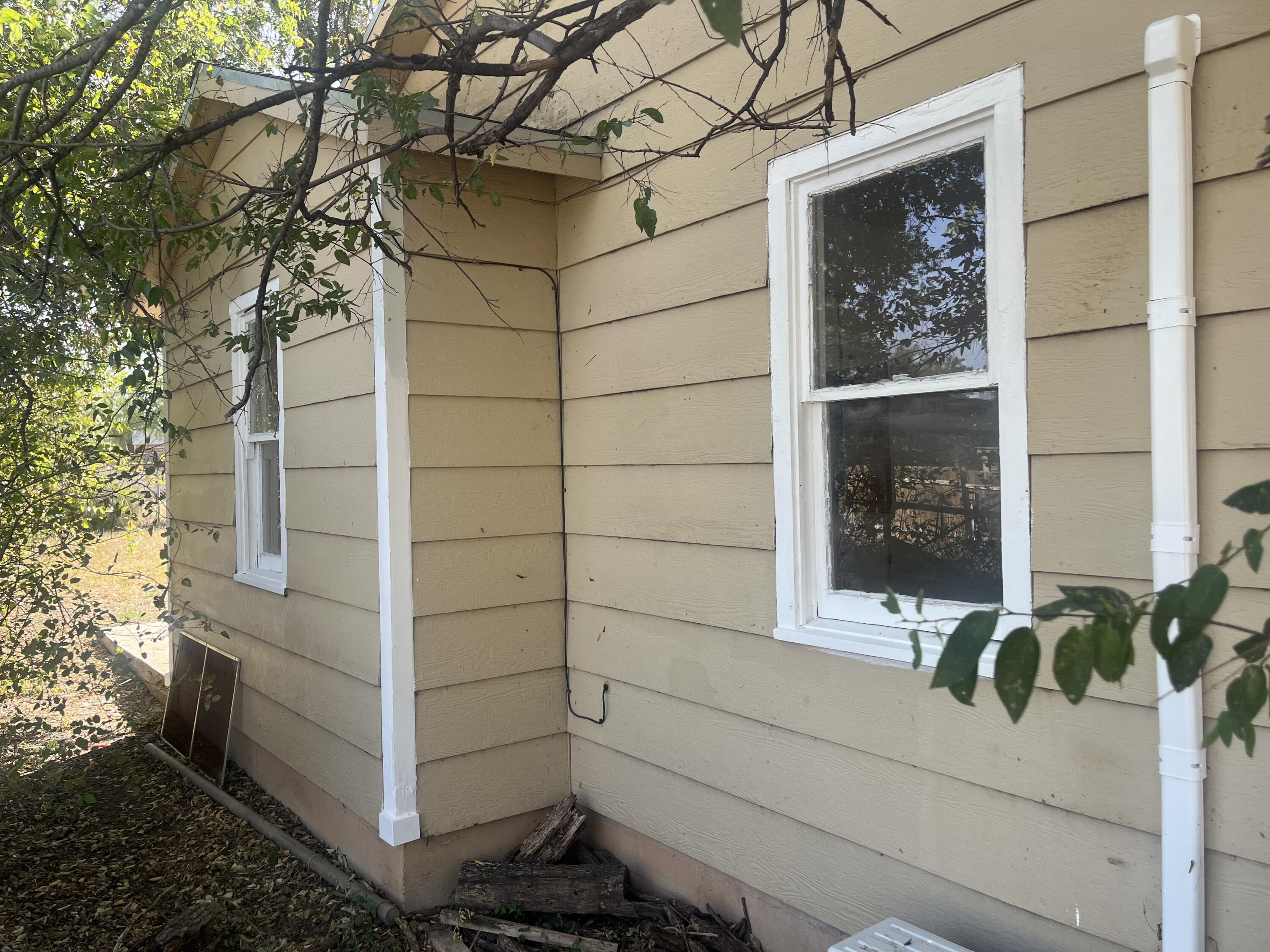 1212 N Howard Street Property Photo 5