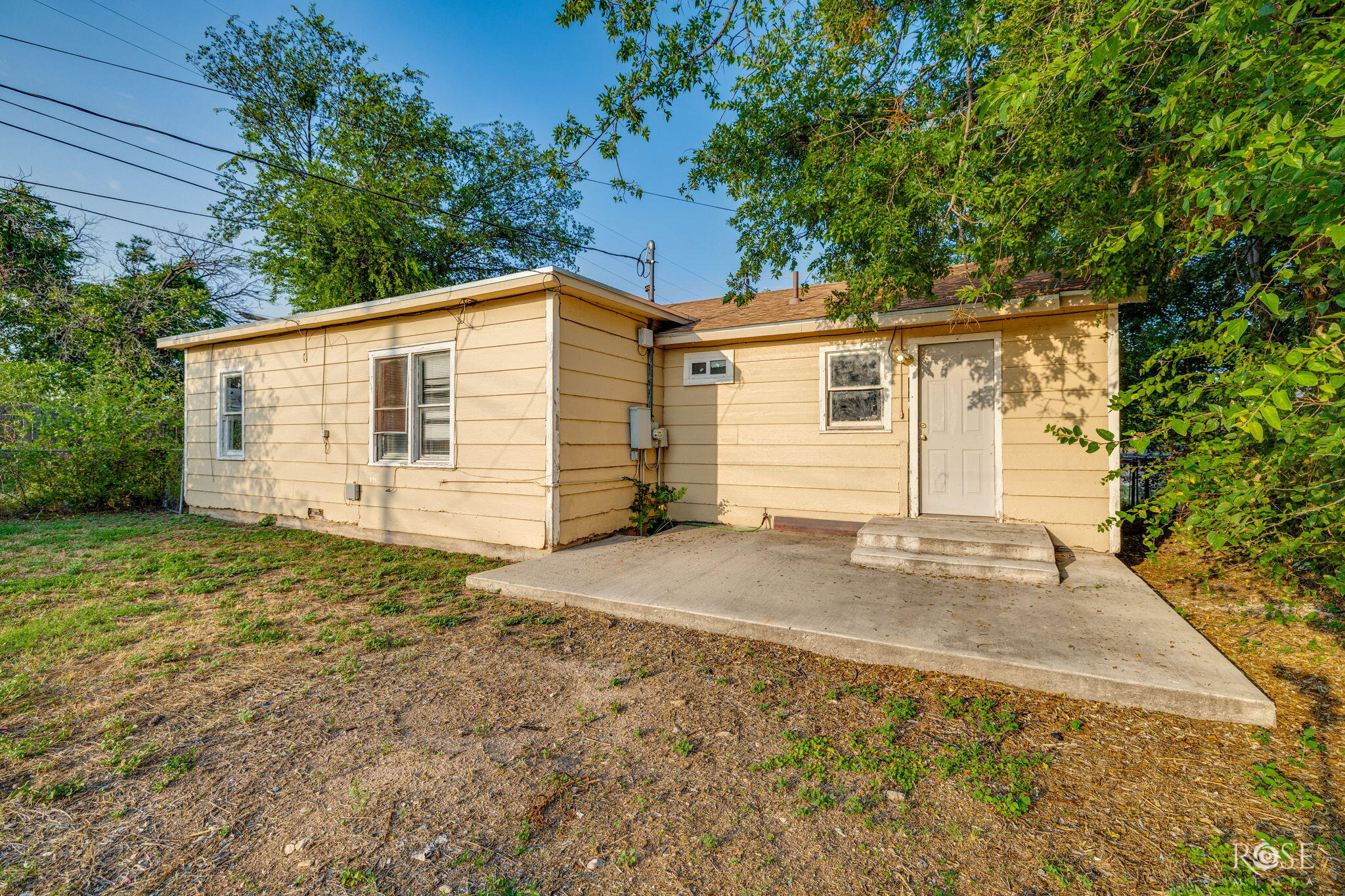 1212 N Howard Street Property Photo 25