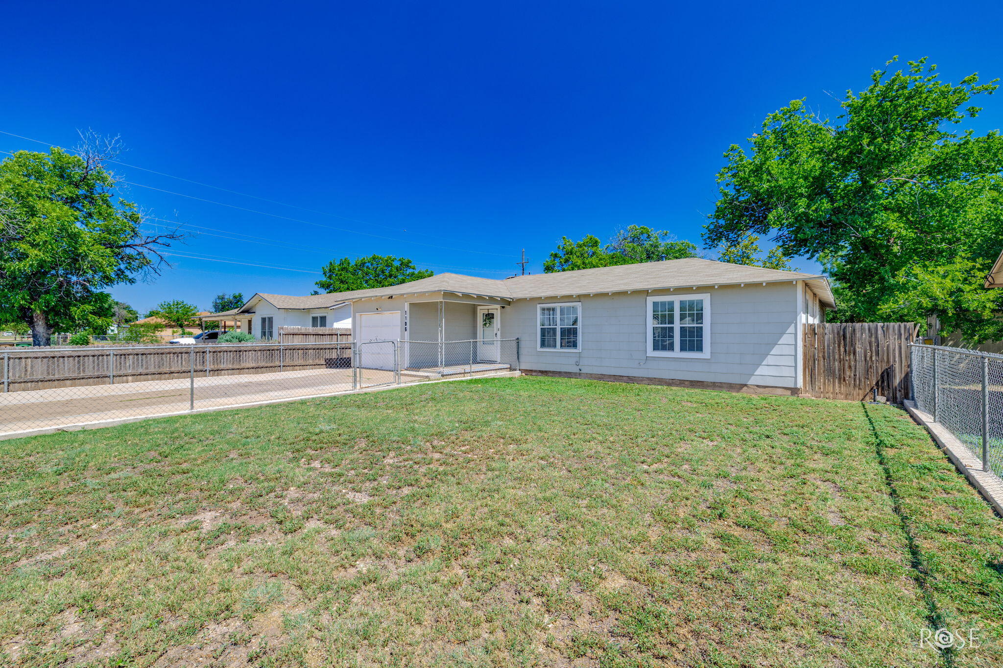 1106 E 22nd Street Property Photo 2