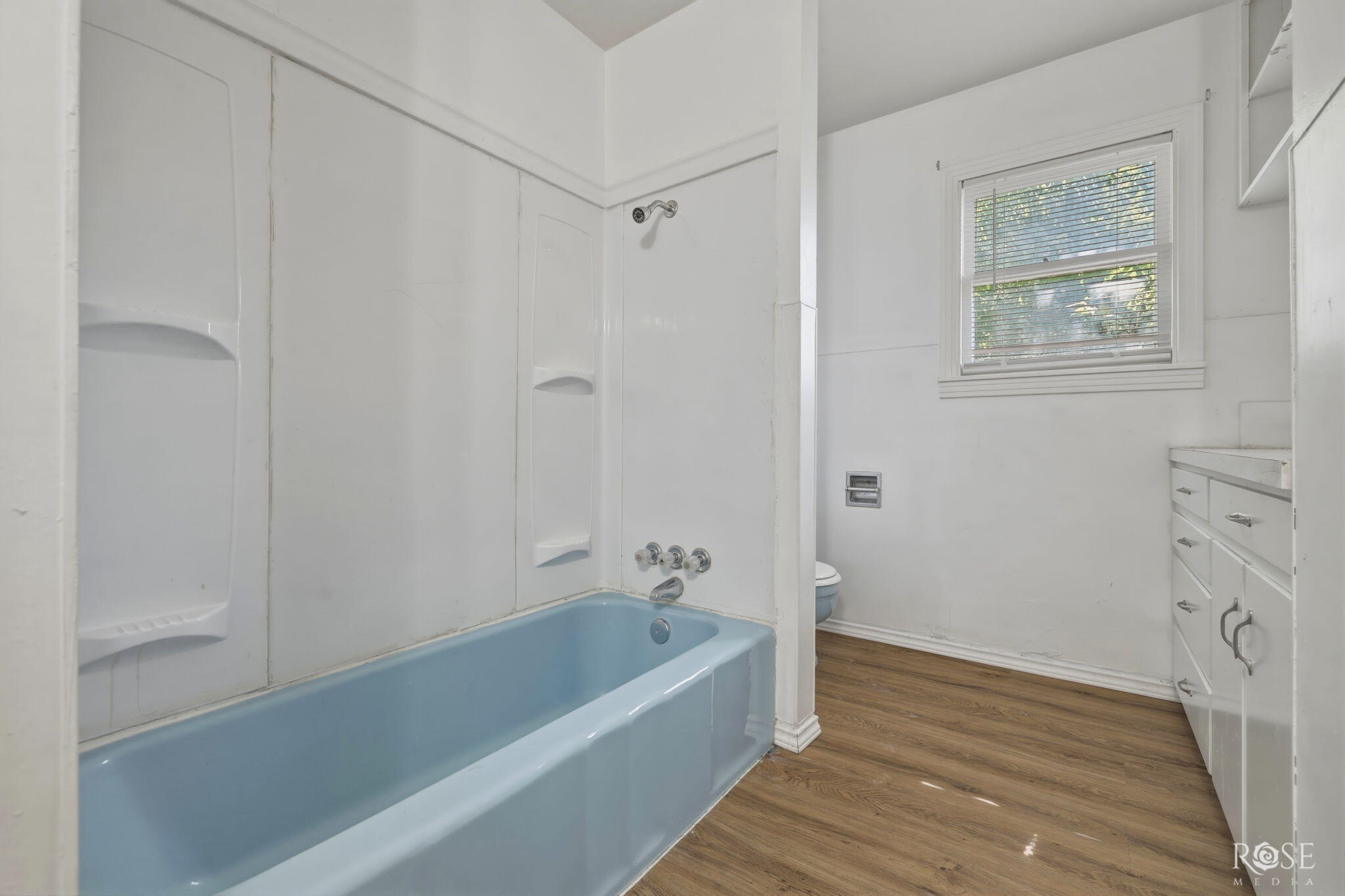 1106 E 22nd Street Property Photo 18