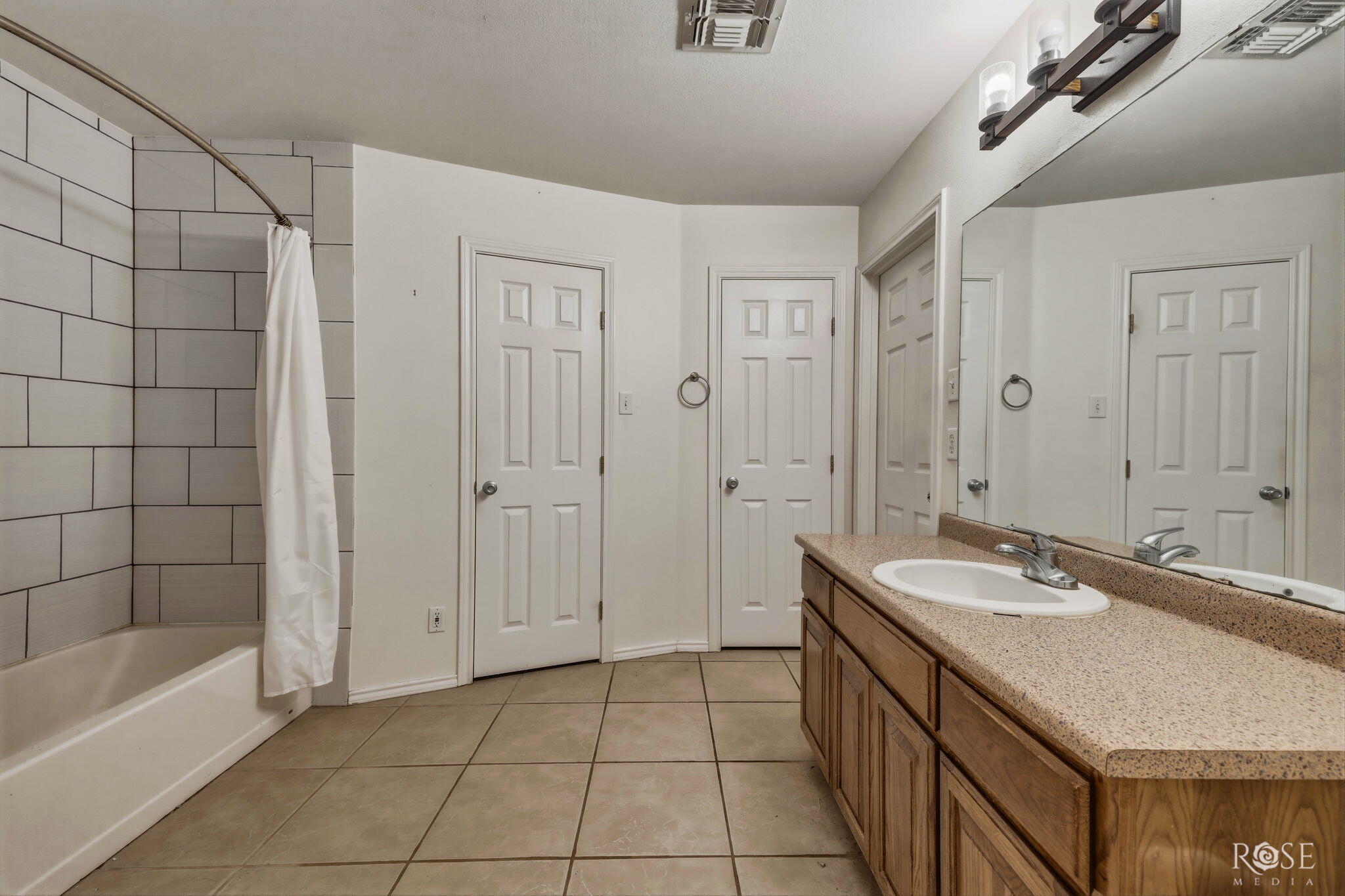 4909 Oaklawn Boulevard Property Photo 16