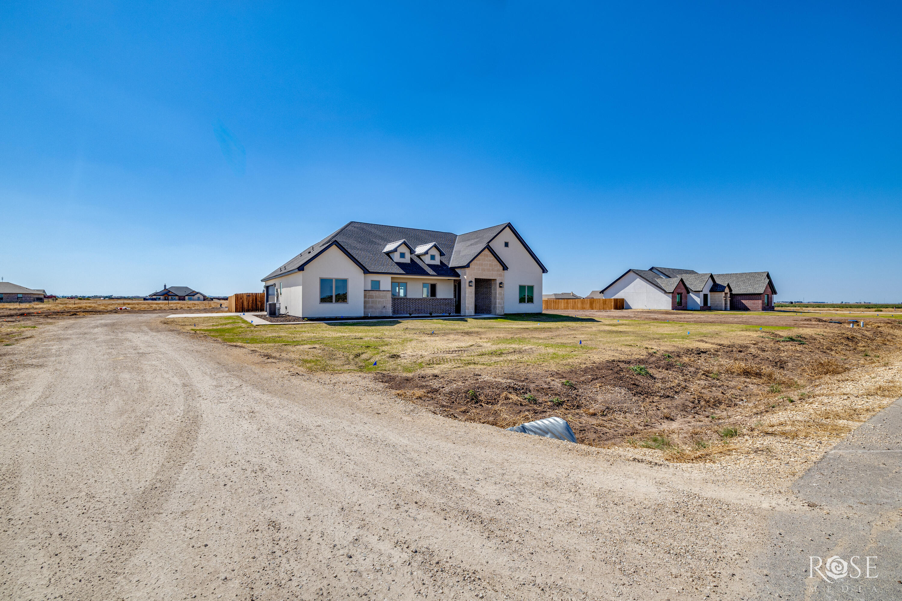 8449 Windmill Road Property Photo 3