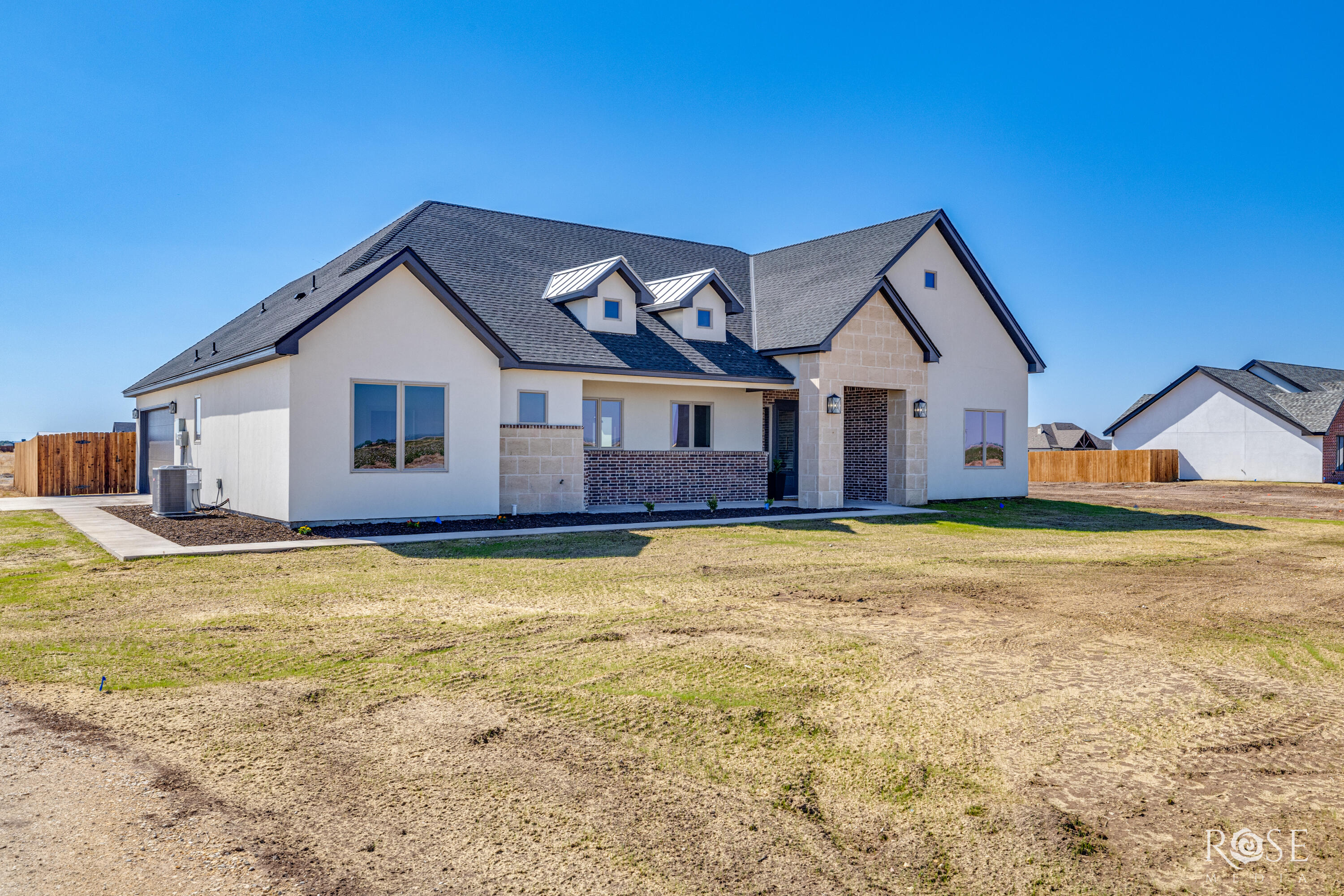 8449 Windmill Road Property Photo 4