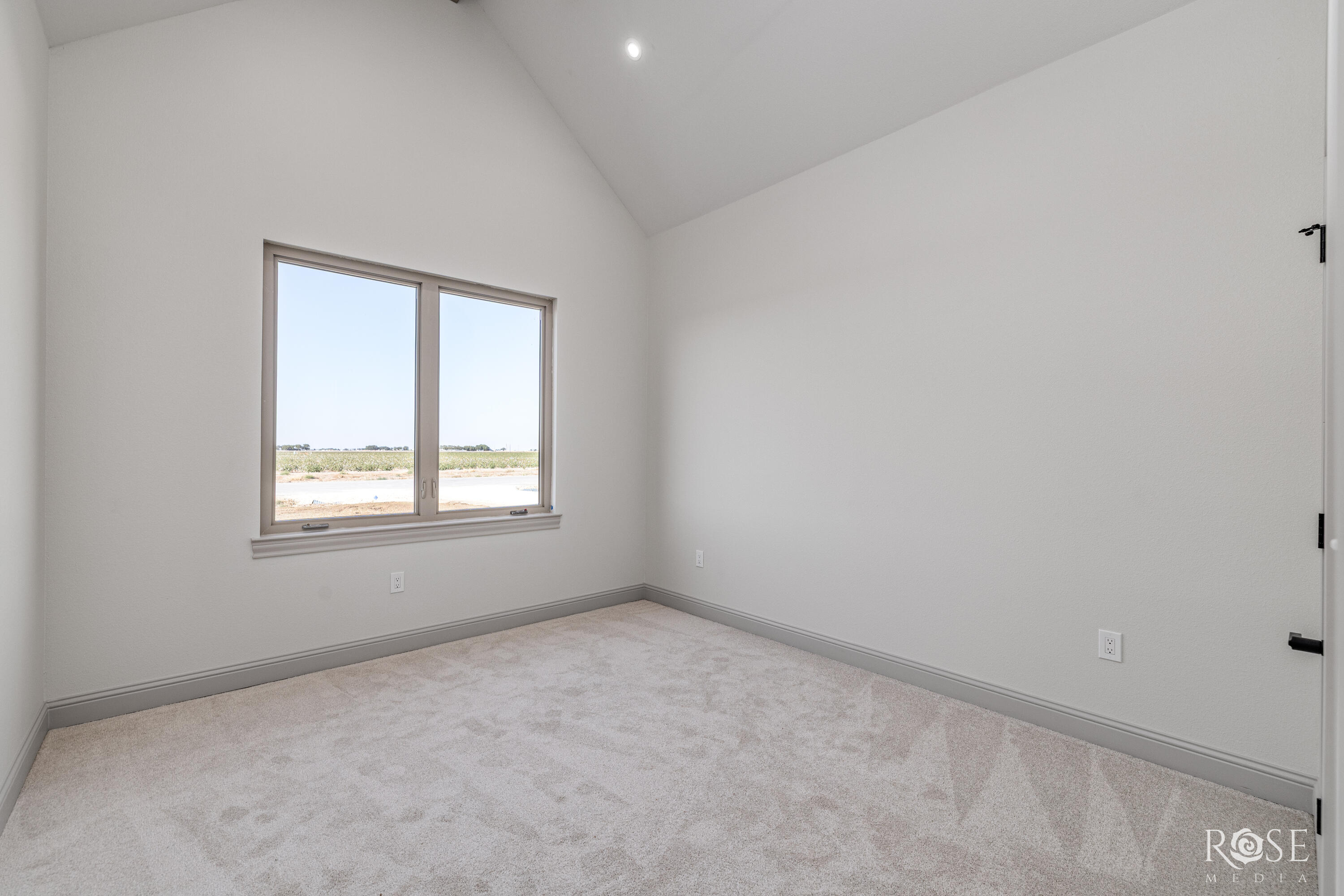 8449 Windmill Road Property Photo 23