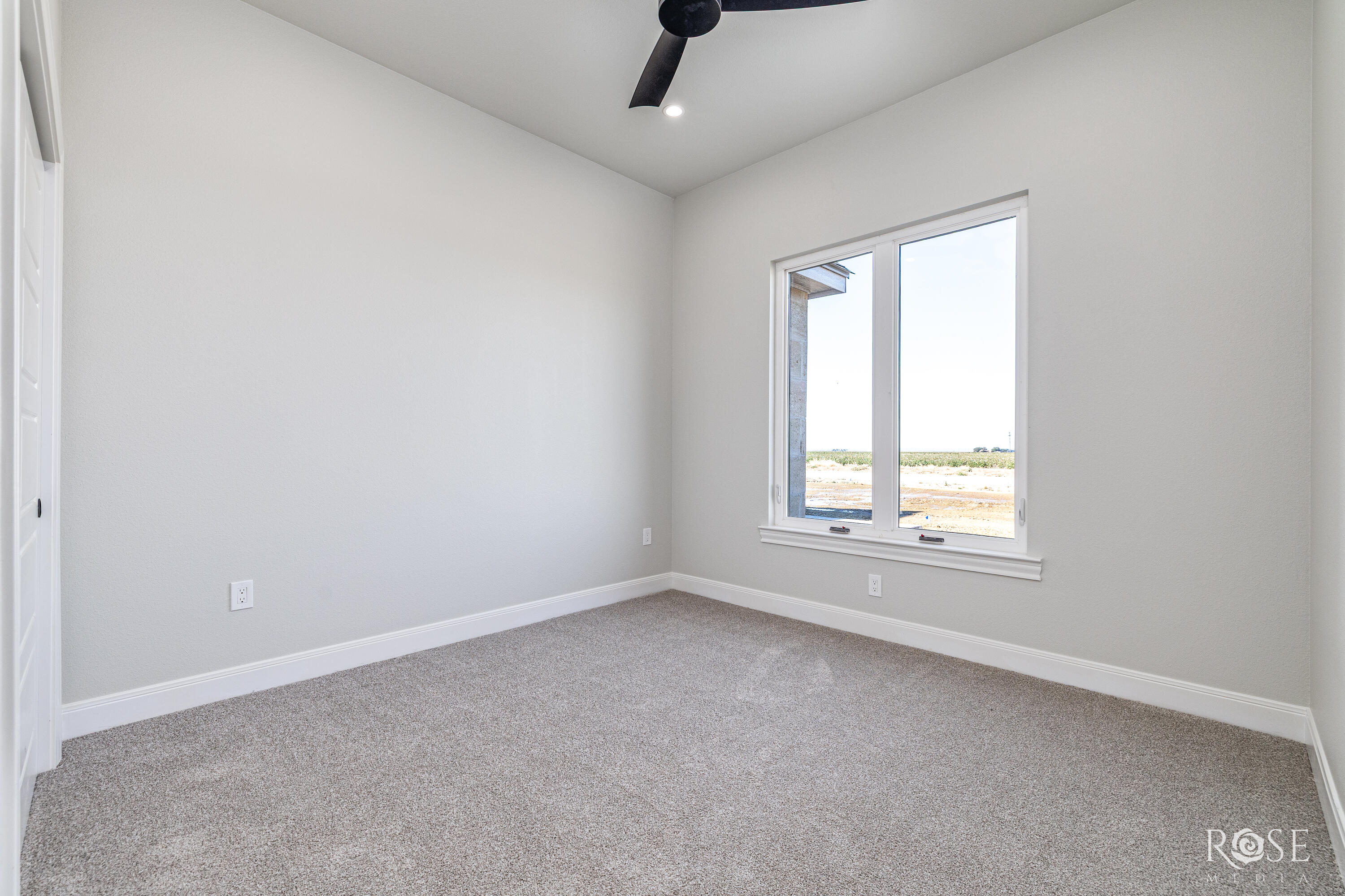 8421 Windmill Road Property Photo 34