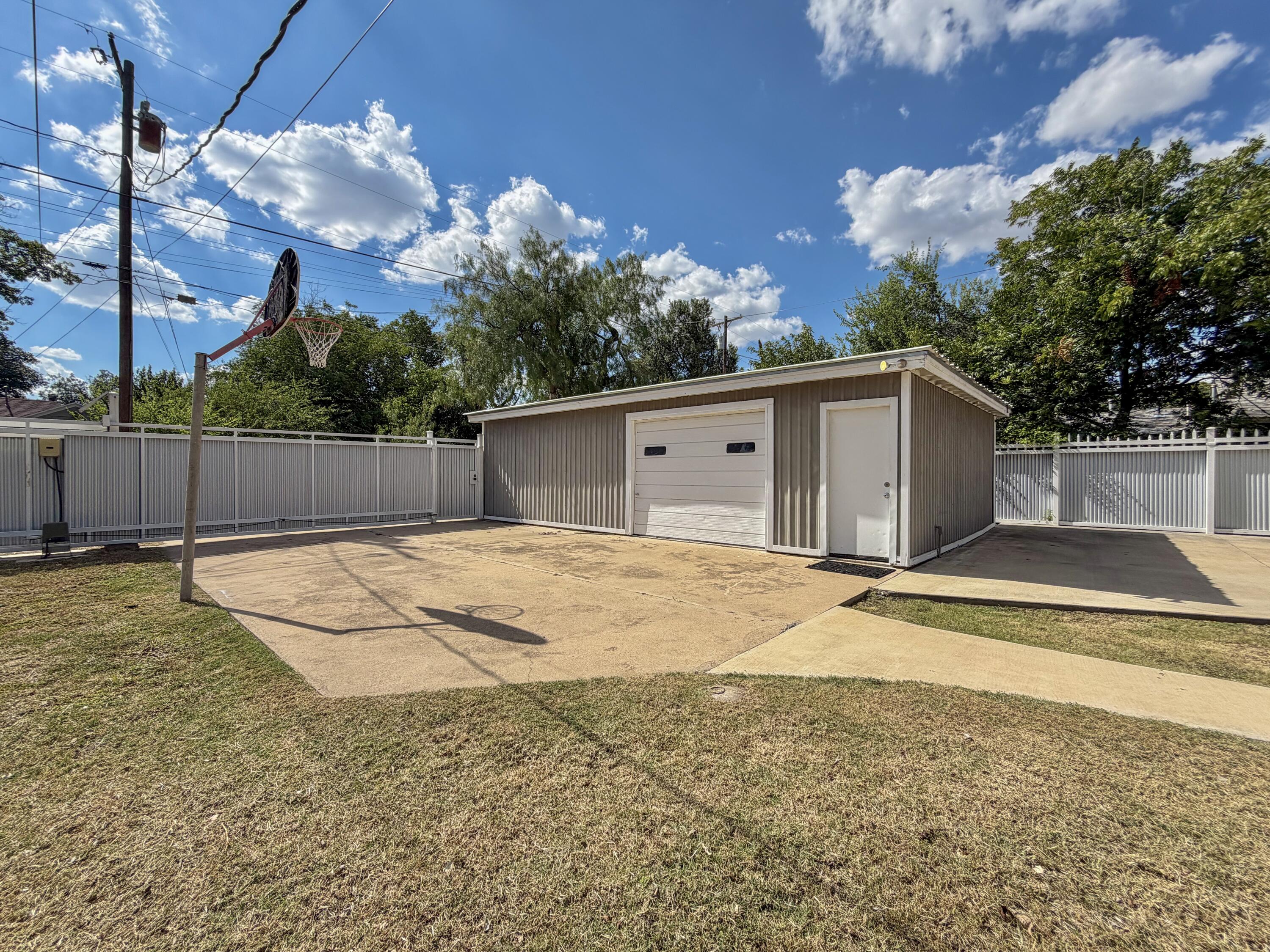 1405 S David Street Property Photo 38