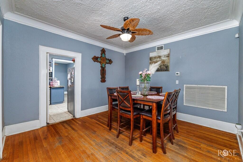 2318 Dallas Street Property Photo 10