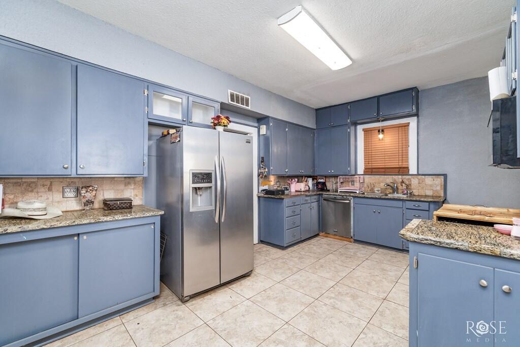 2318 Dallas Street Property Photo 14