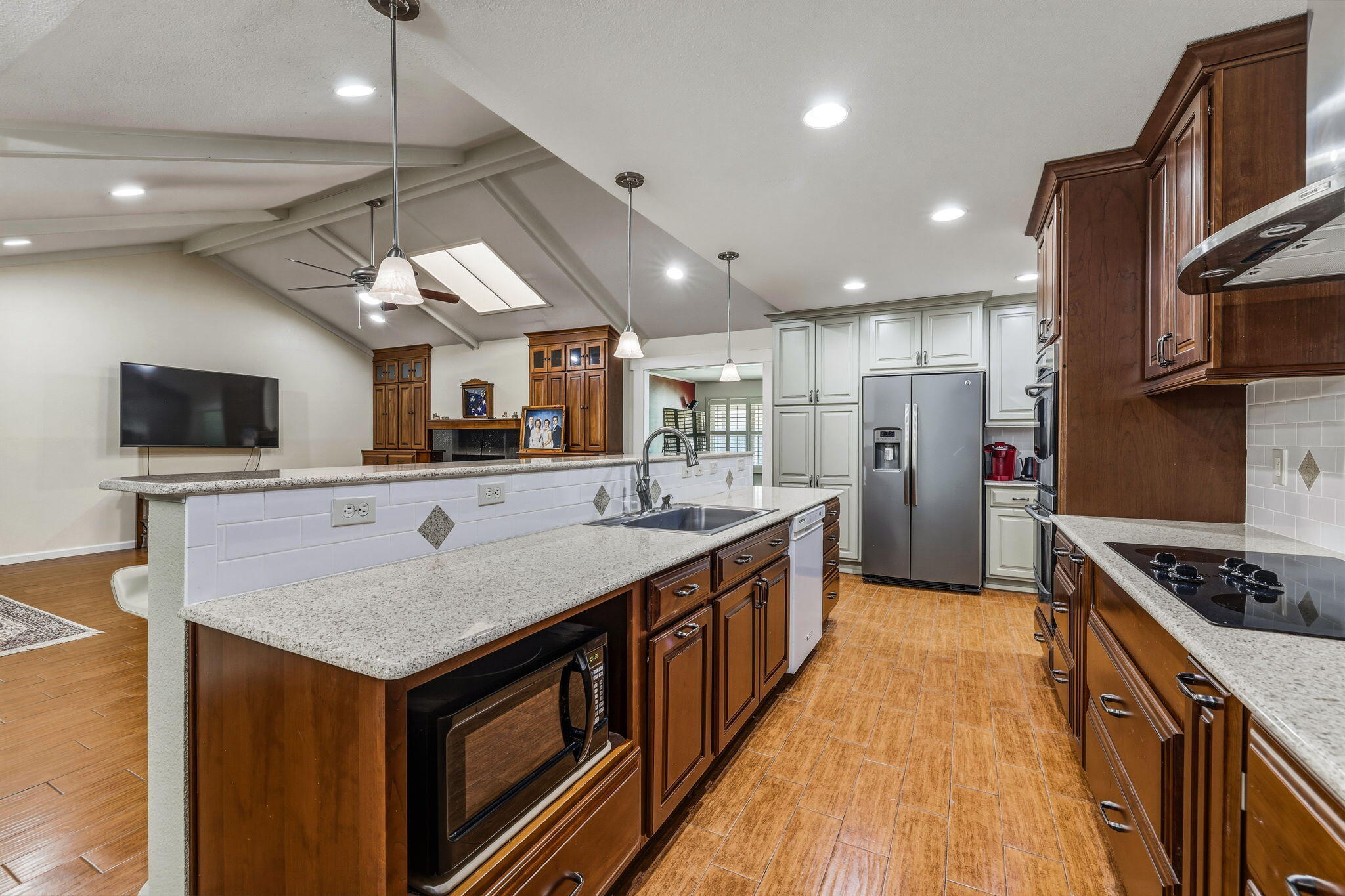 3113 Briargrove Lane Property Photo 8