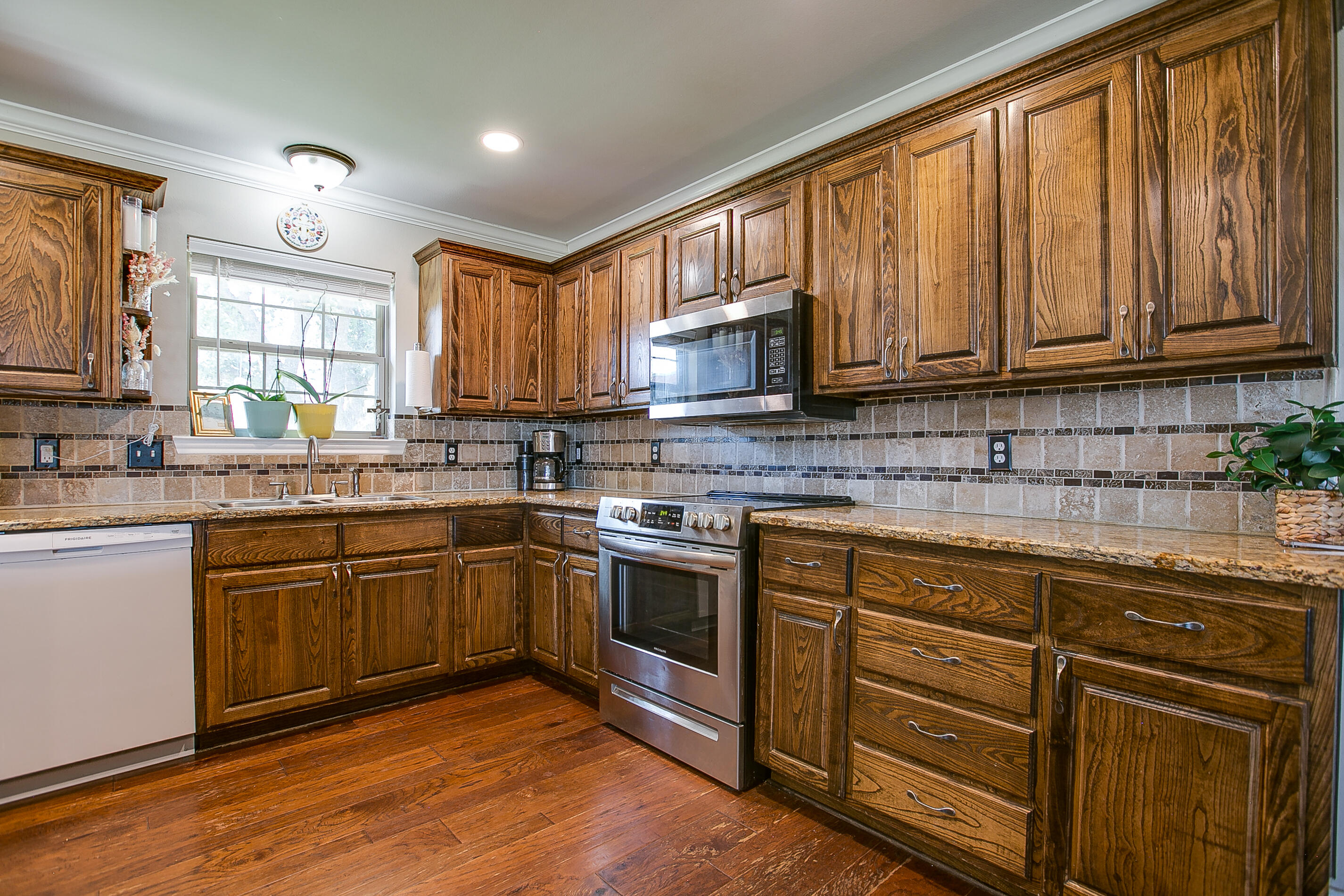 4373 Third Road Property Photo 18