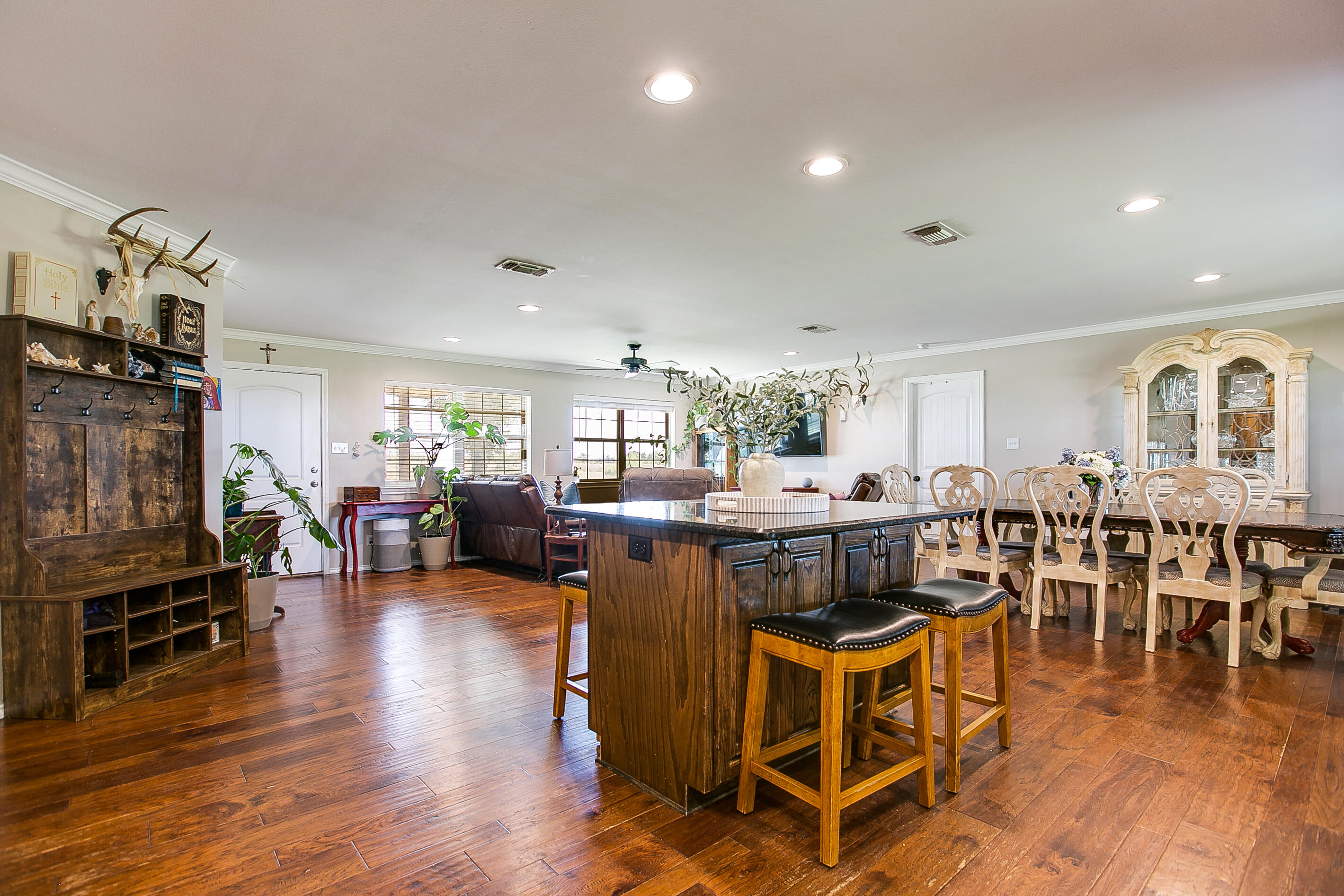 4373 Third Road Property Photo 19