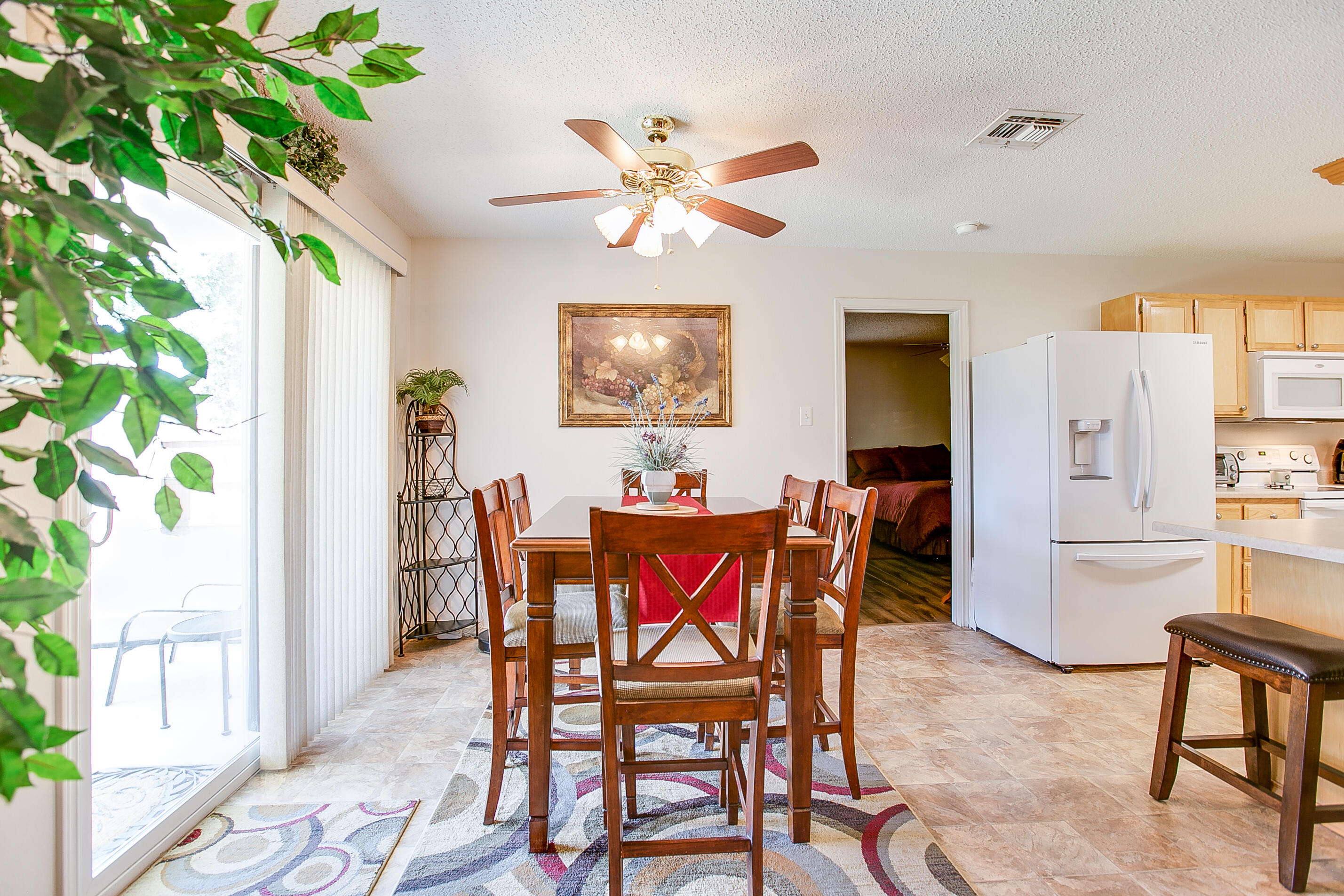 1207 Wallace Lane Property Photo 3