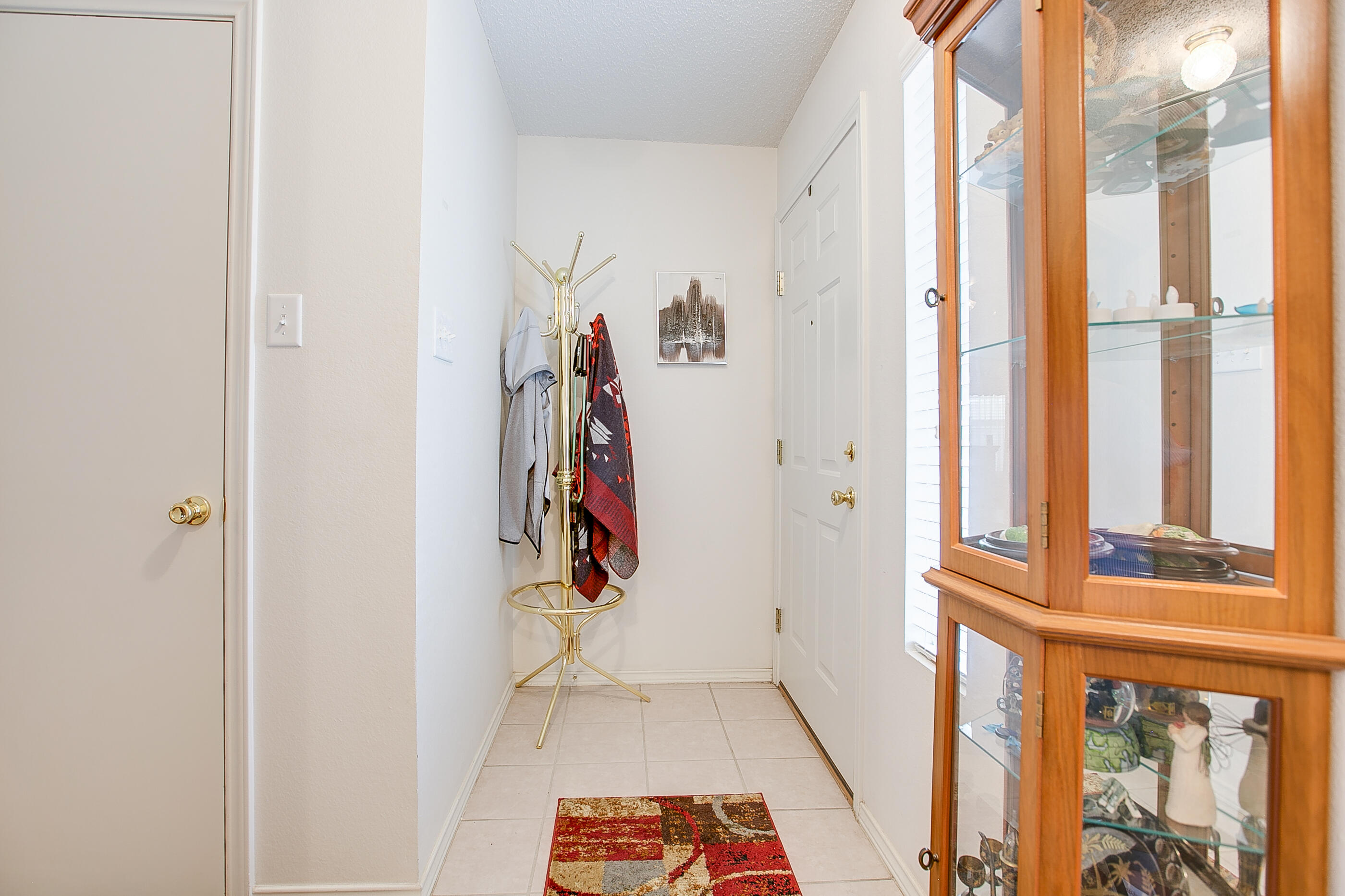 1207 Wallace Lane Property Photo 7