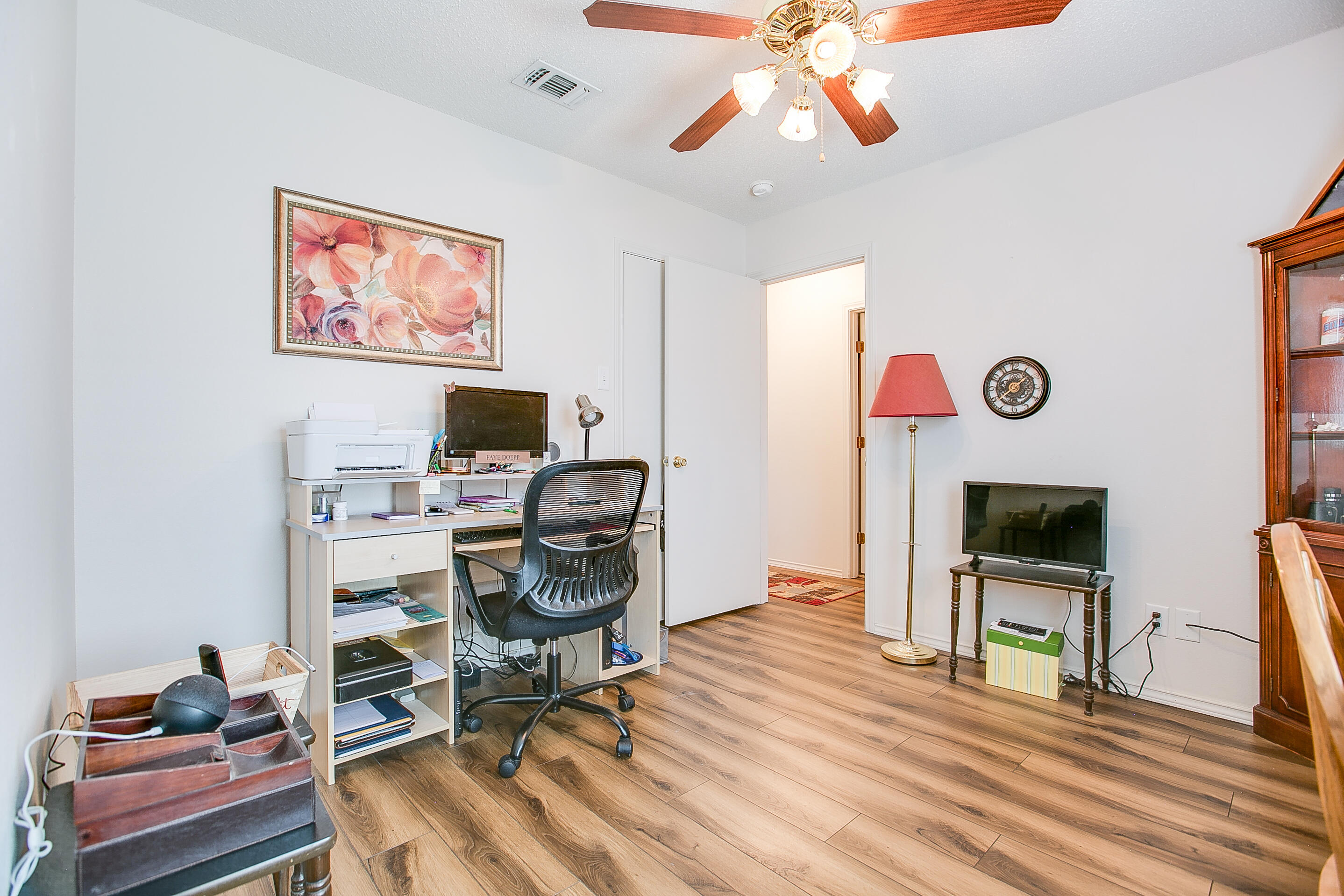 1207 Wallace Lane Property Photo 19