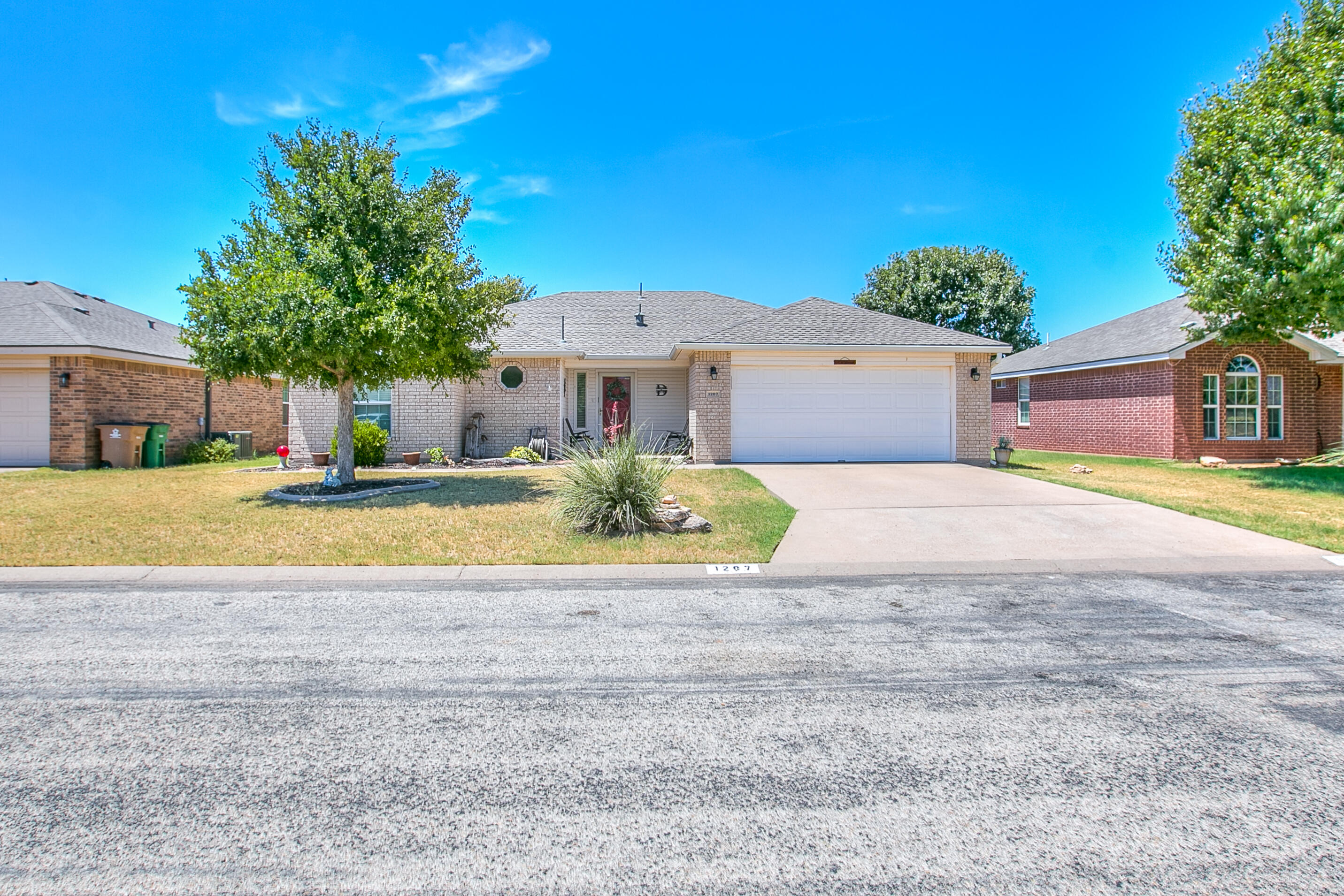 1207 Wallace Lane Property Photo 29