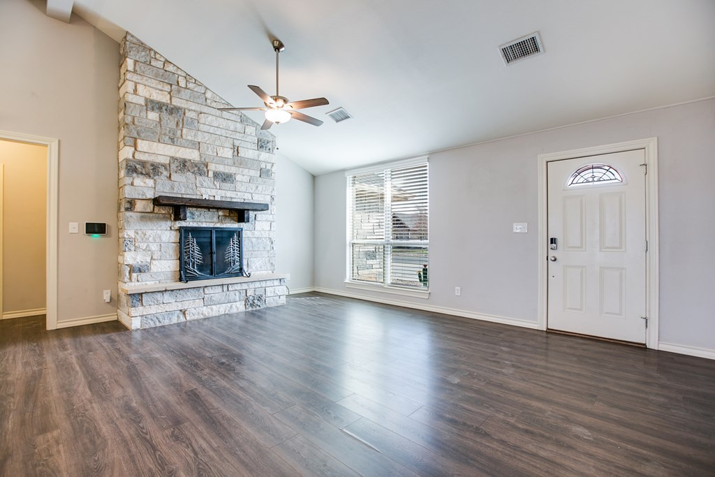 8370 Puma Court Property Photo 6