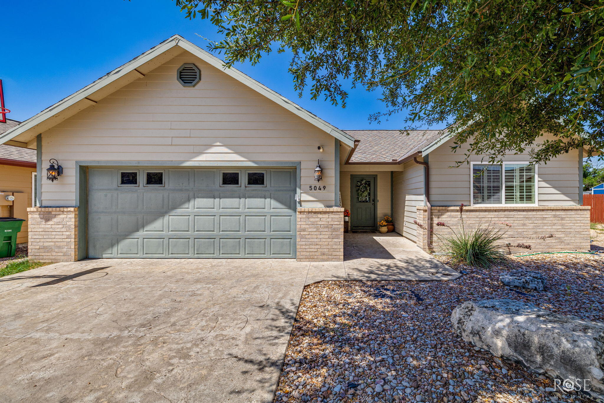 5049 Windwood Drive
