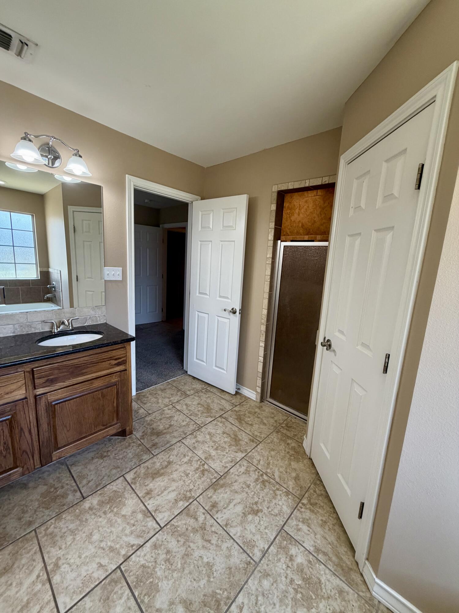 4317 Goodnight Trail Property Photo 13