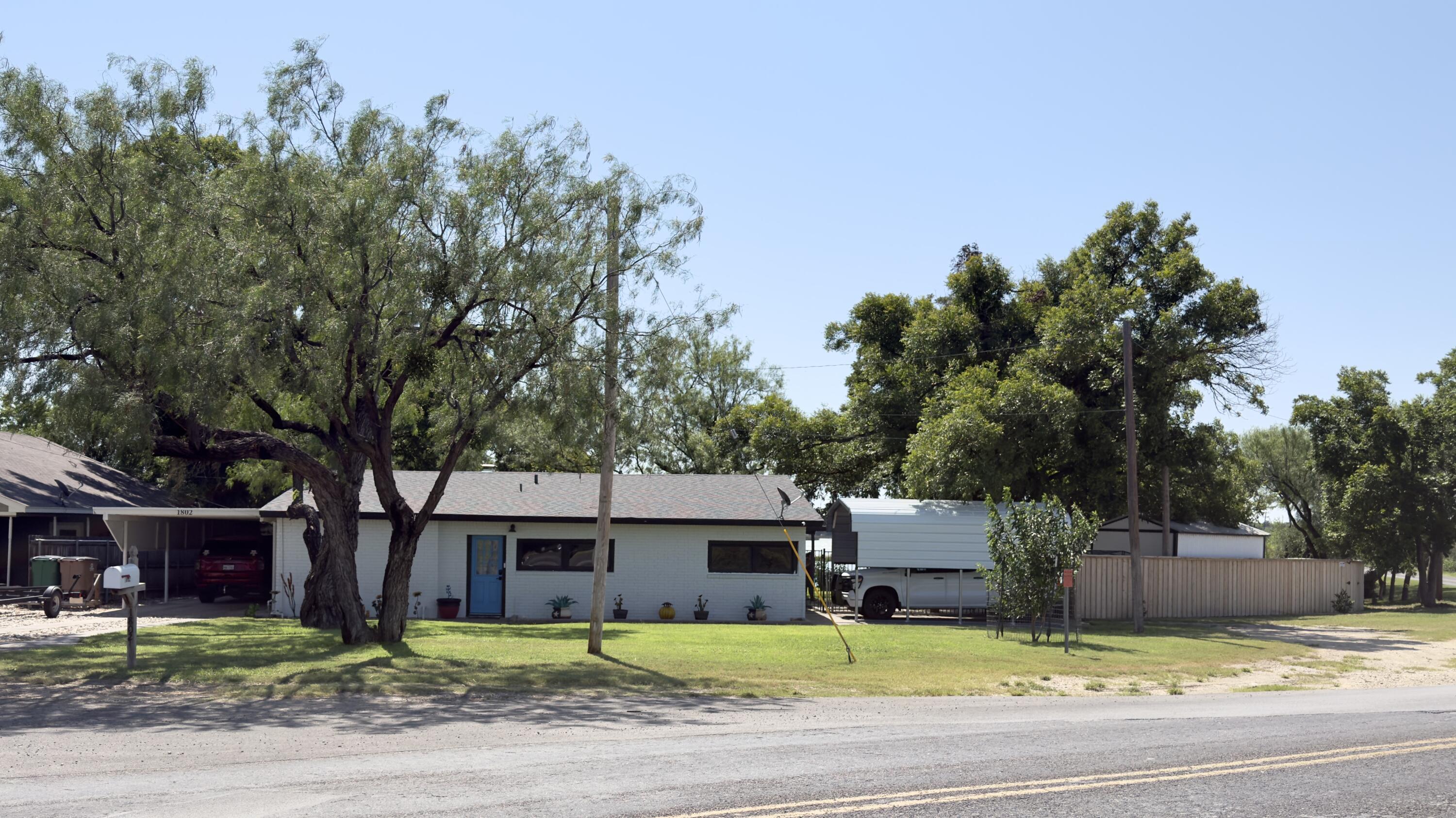 1802 S Concho Drive