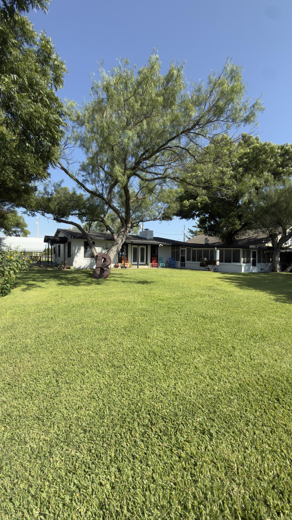 1802 S Concho Drive Property Photo 13