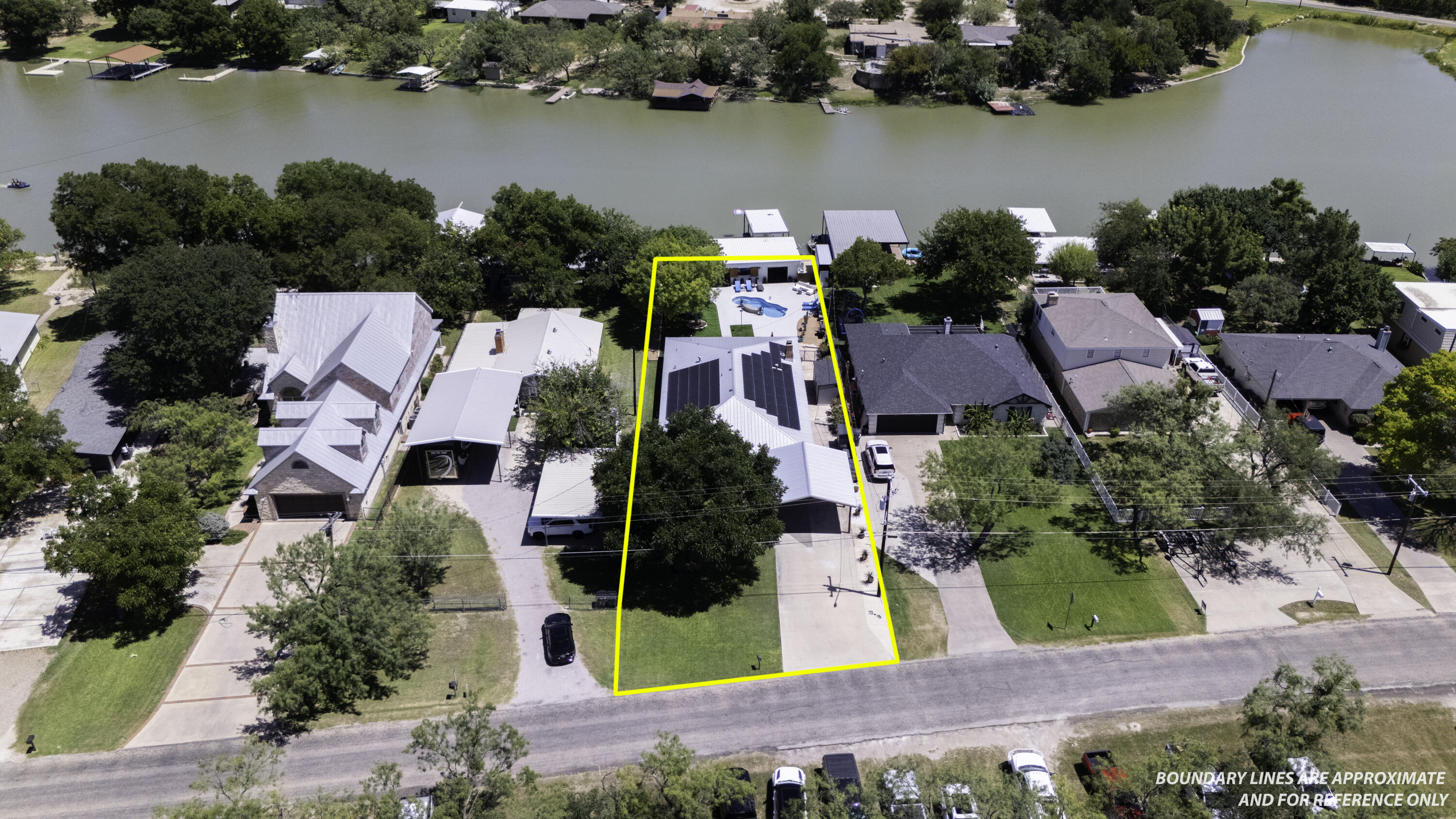 2532 Sleepy Hollow Road Property Photo 1