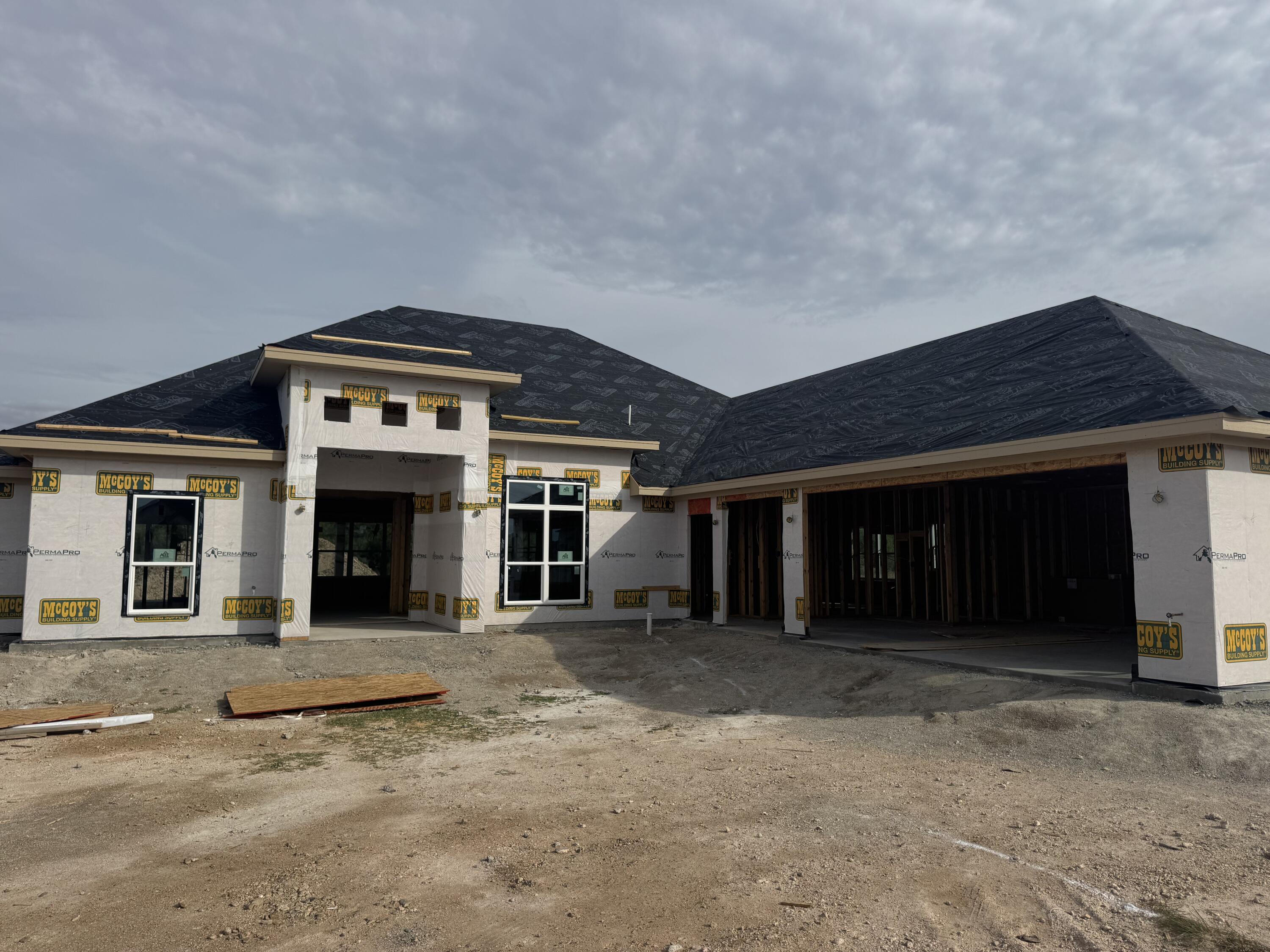 5030 Wolf Creek Drive Property Photo 1