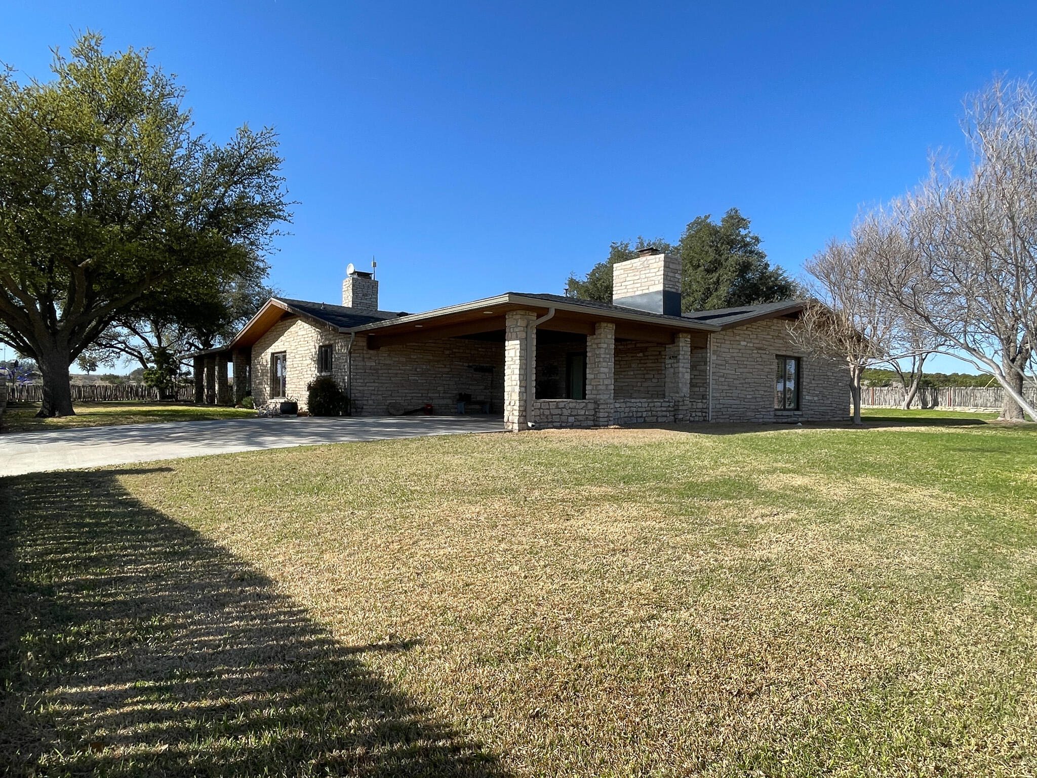 9534 Duff Road Property Photo 12