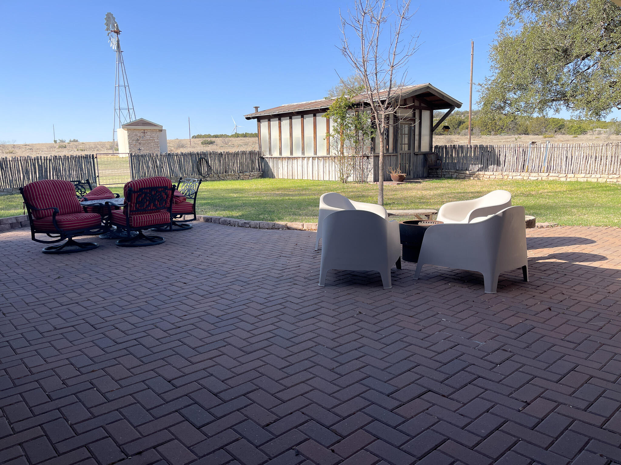 9534 Duff Road Property Photo 37