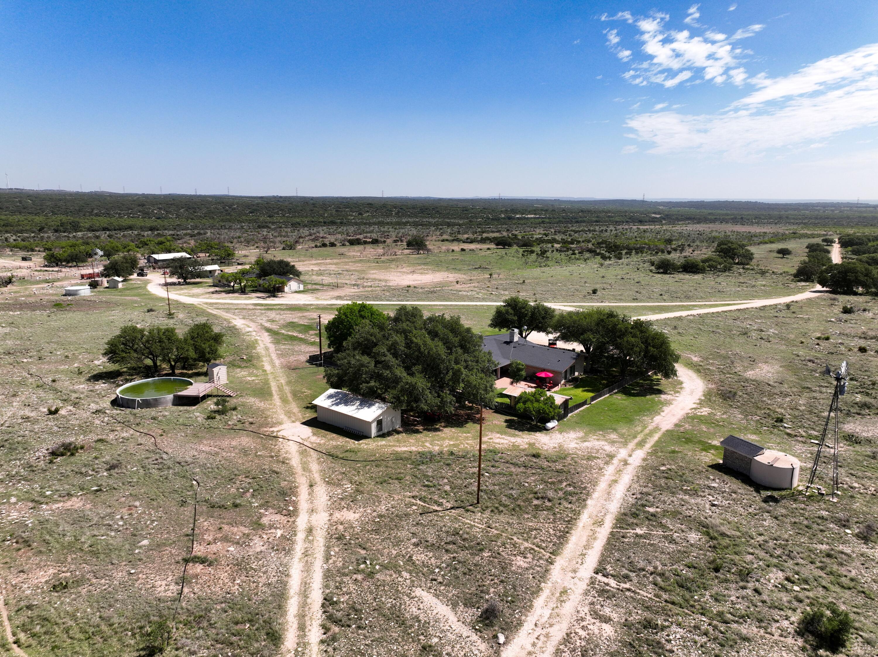 9534 Duff Road Property Photo 41