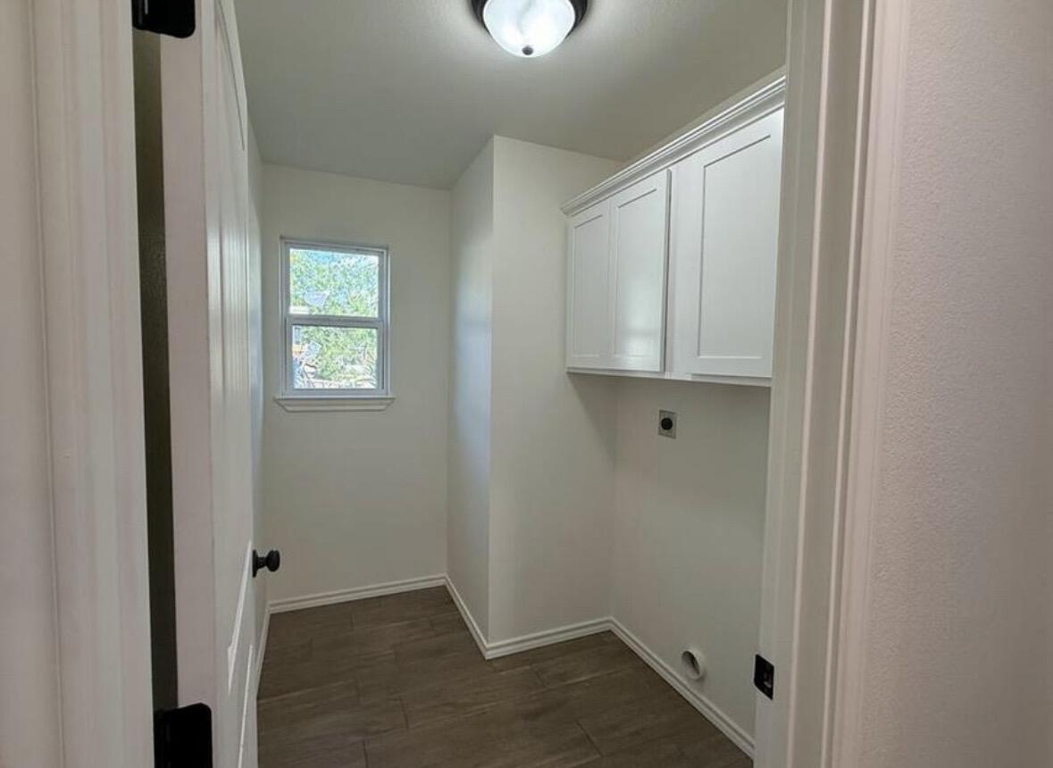 426 W Avenue U Property Photo 10