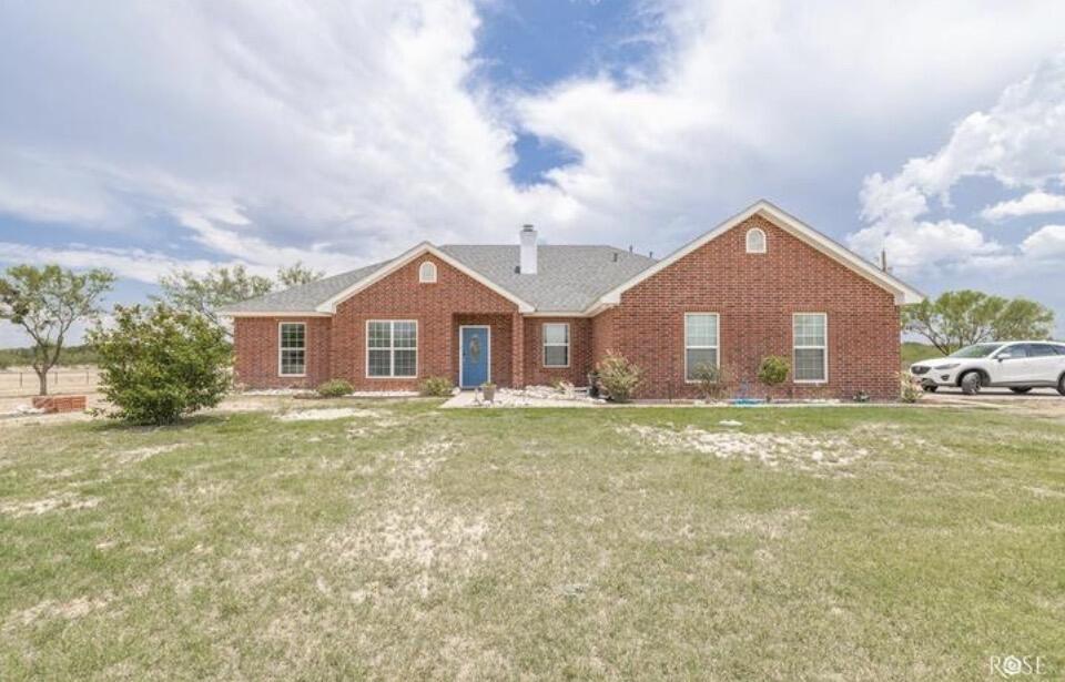 12150 Pecan Lane Property Photo 1