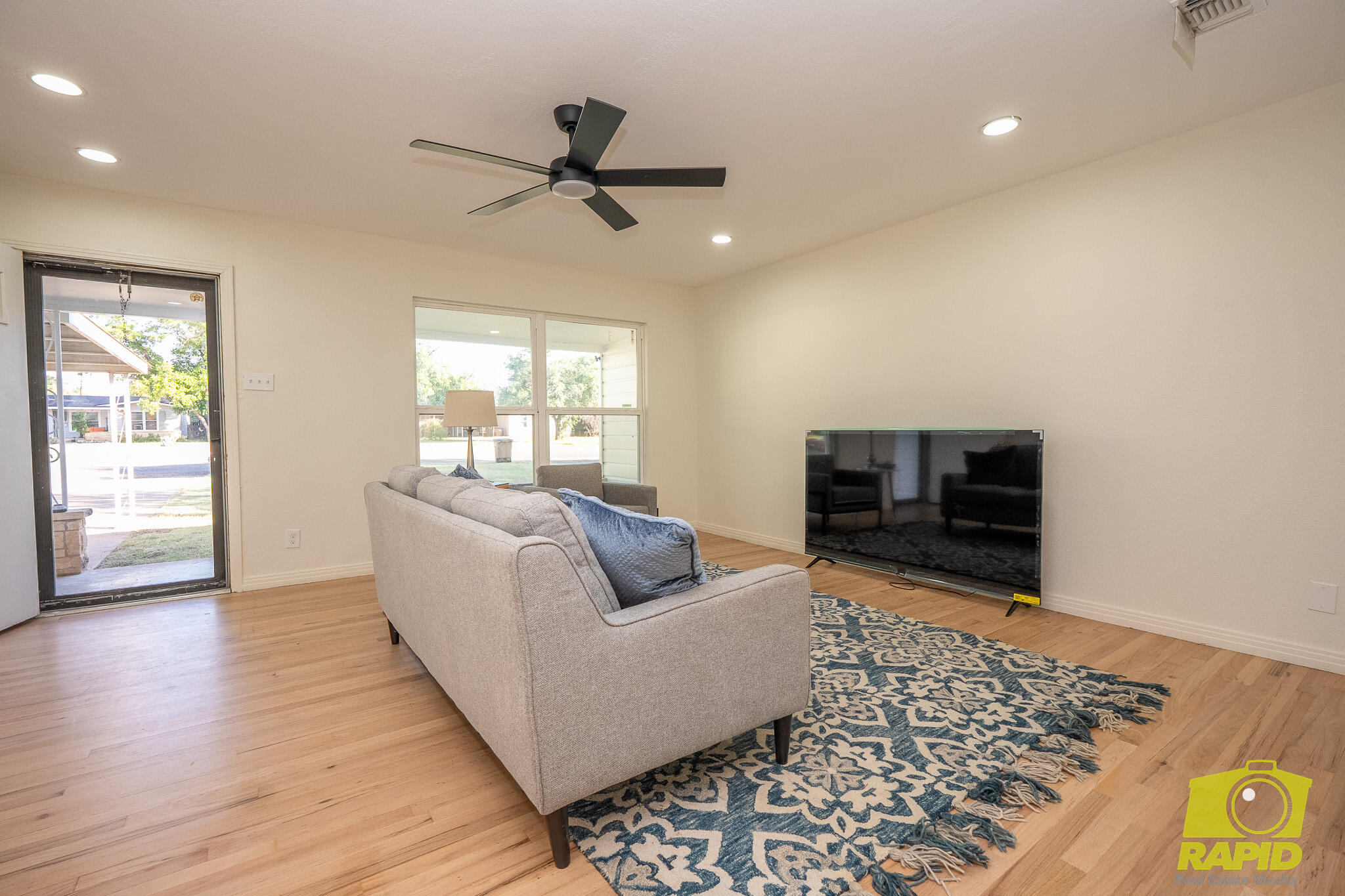 2701 W Beauregard Avenue Property Photo 6