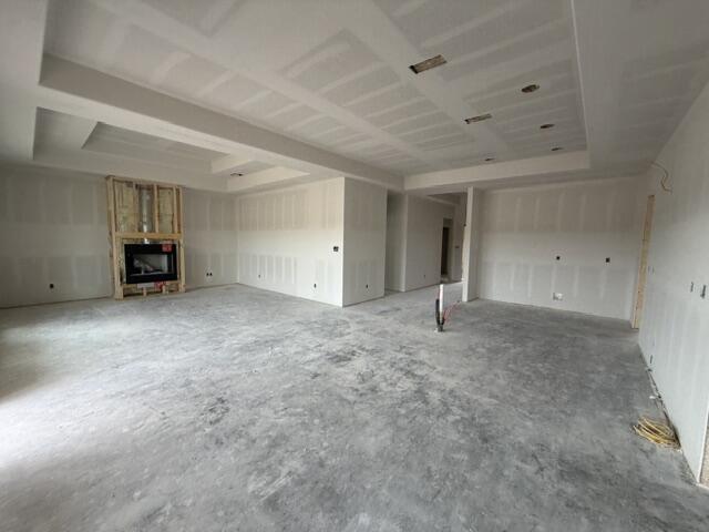 3016 Cedarhill Drive Property Photo 4