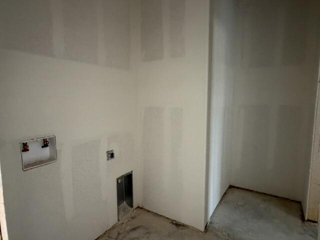 3016 Cedarhill Drive Property Photo 6