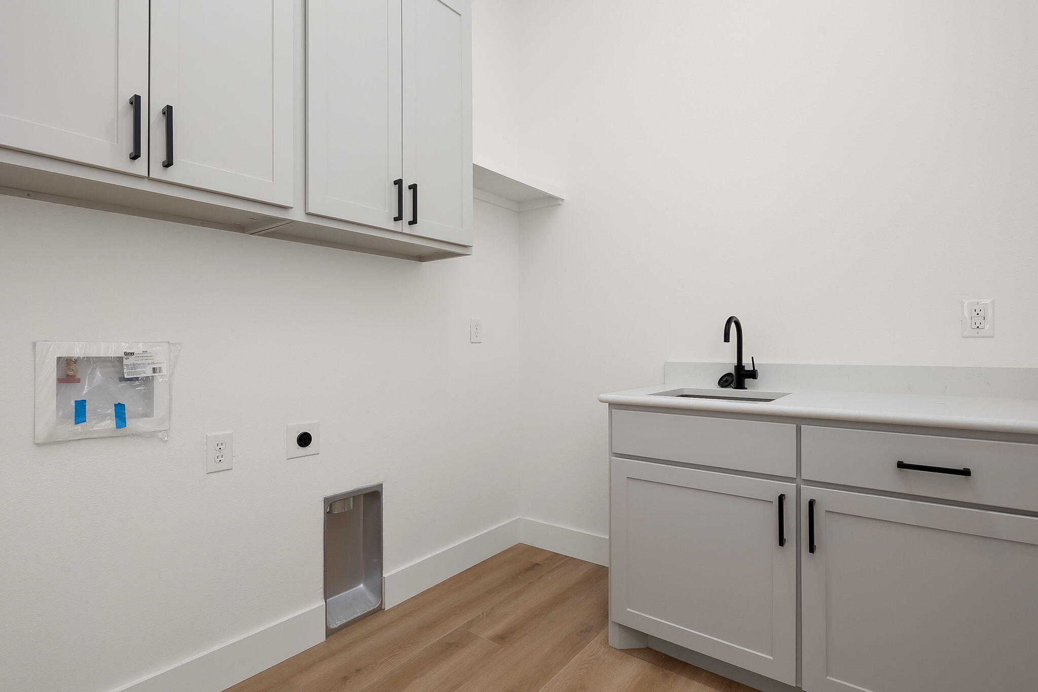 3618 Grandview Drive Property Photo 14