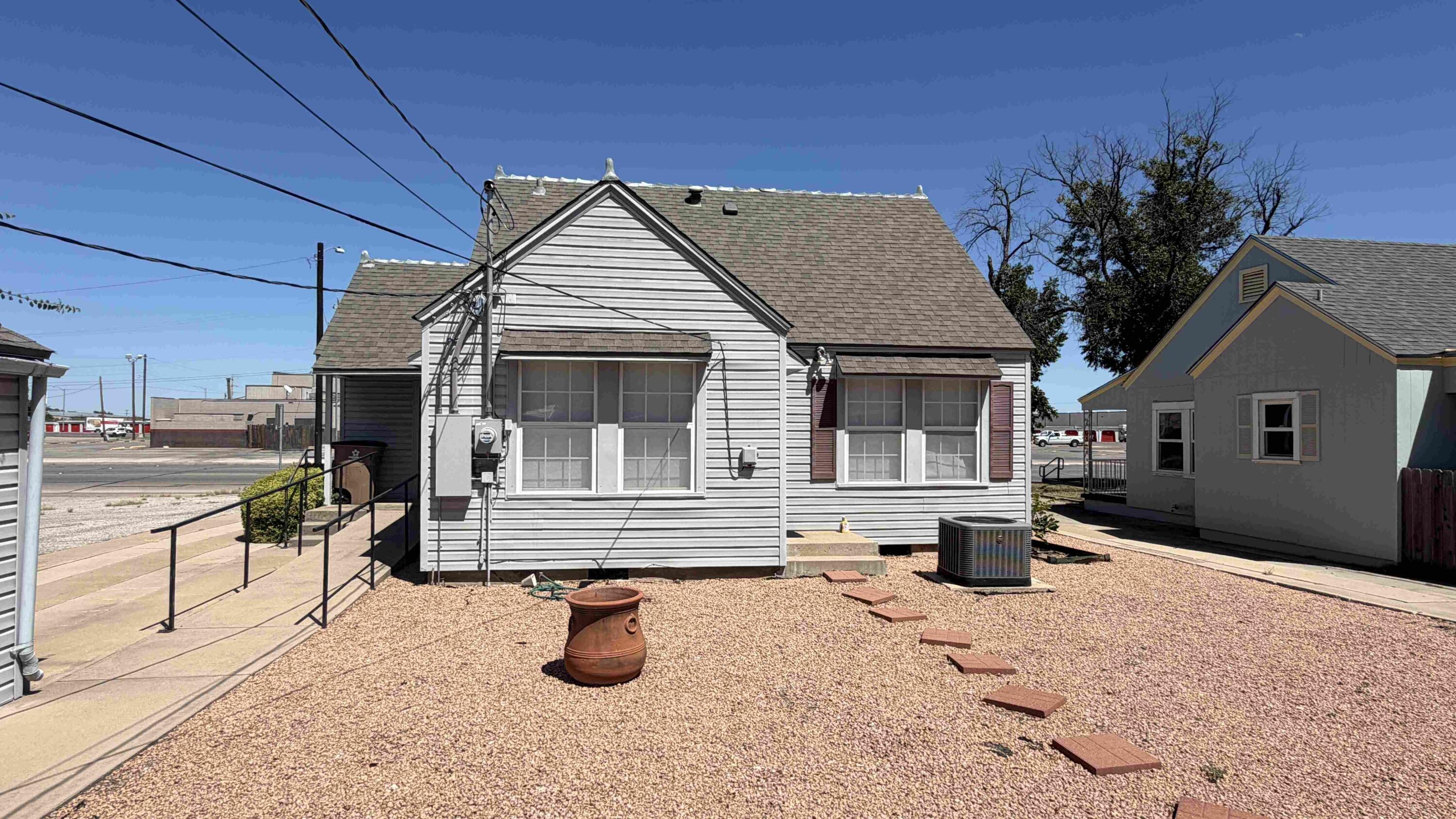 1315 S Abe Street Property Photo 4
