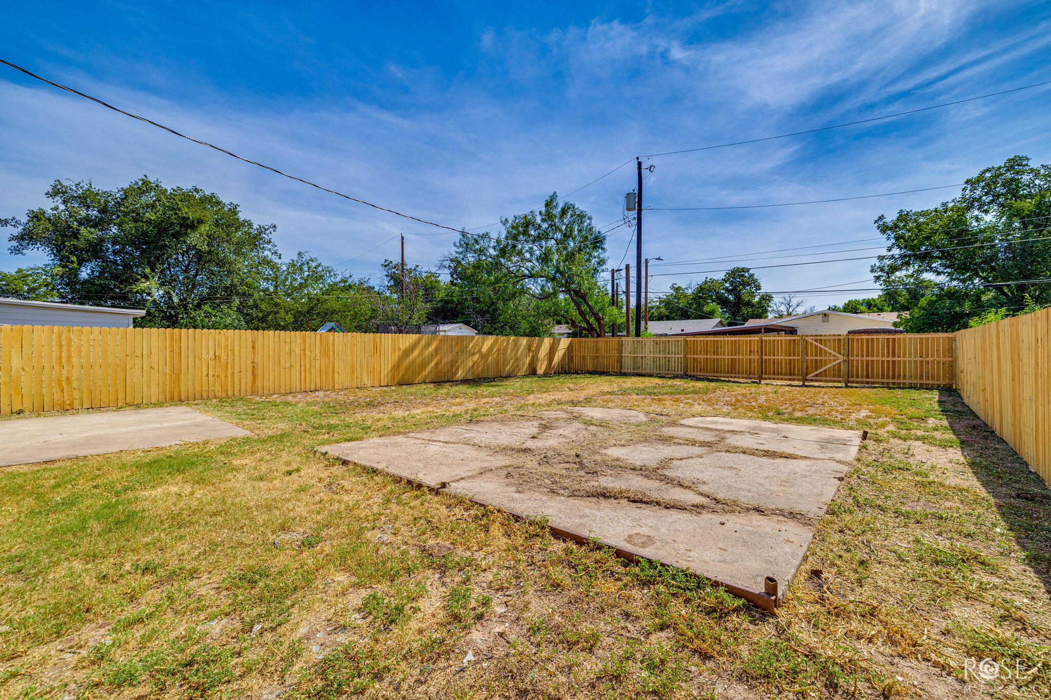 1318 Luna Street Property Photo 17