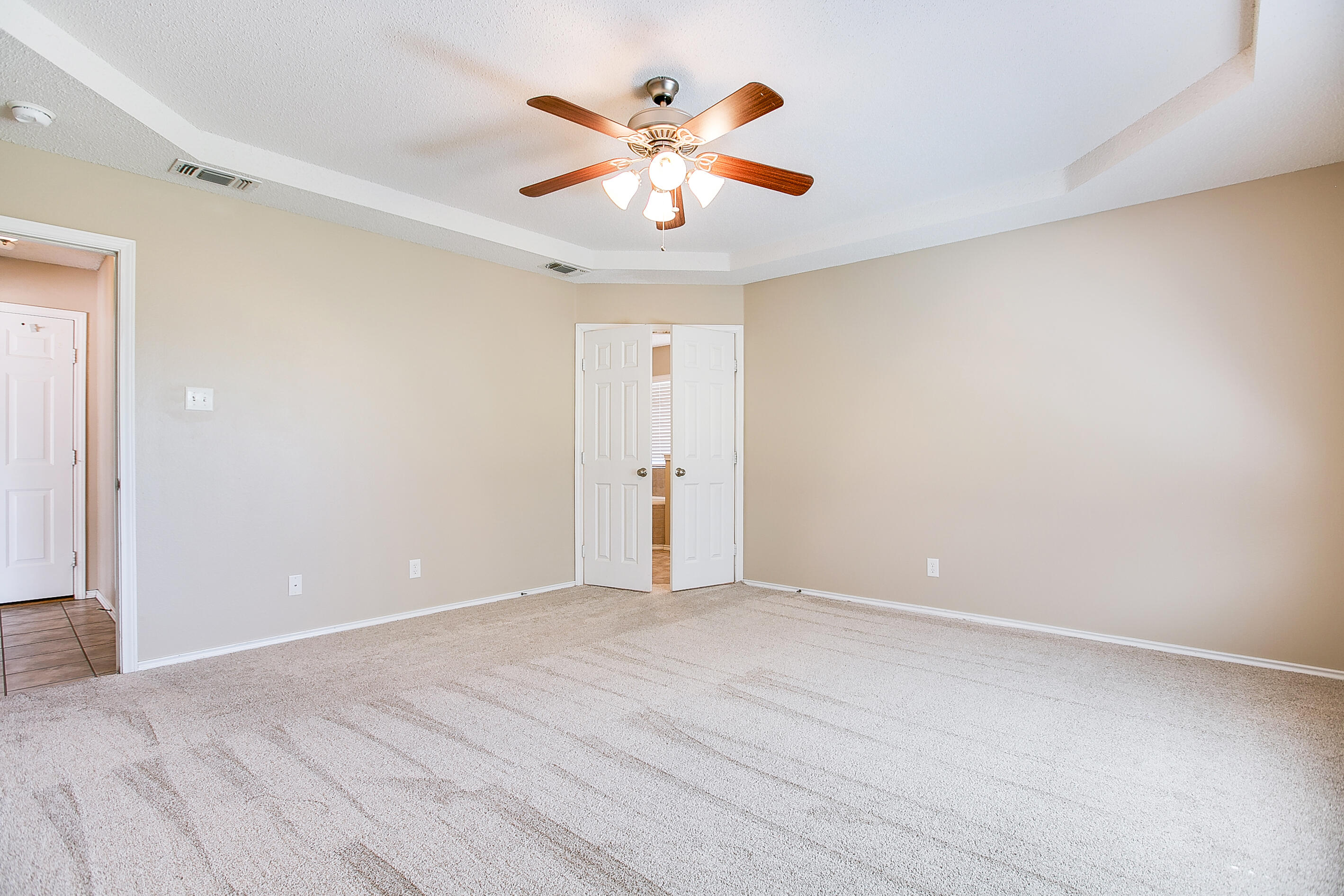 6025 Lyndhurst Drive Property Photo 19