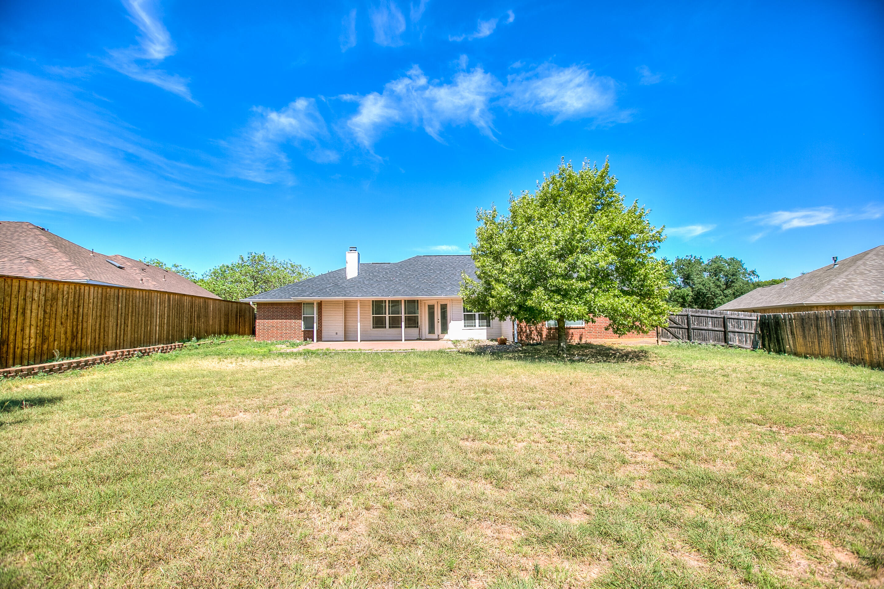 6025 Lyndhurst Drive Property Photo 31