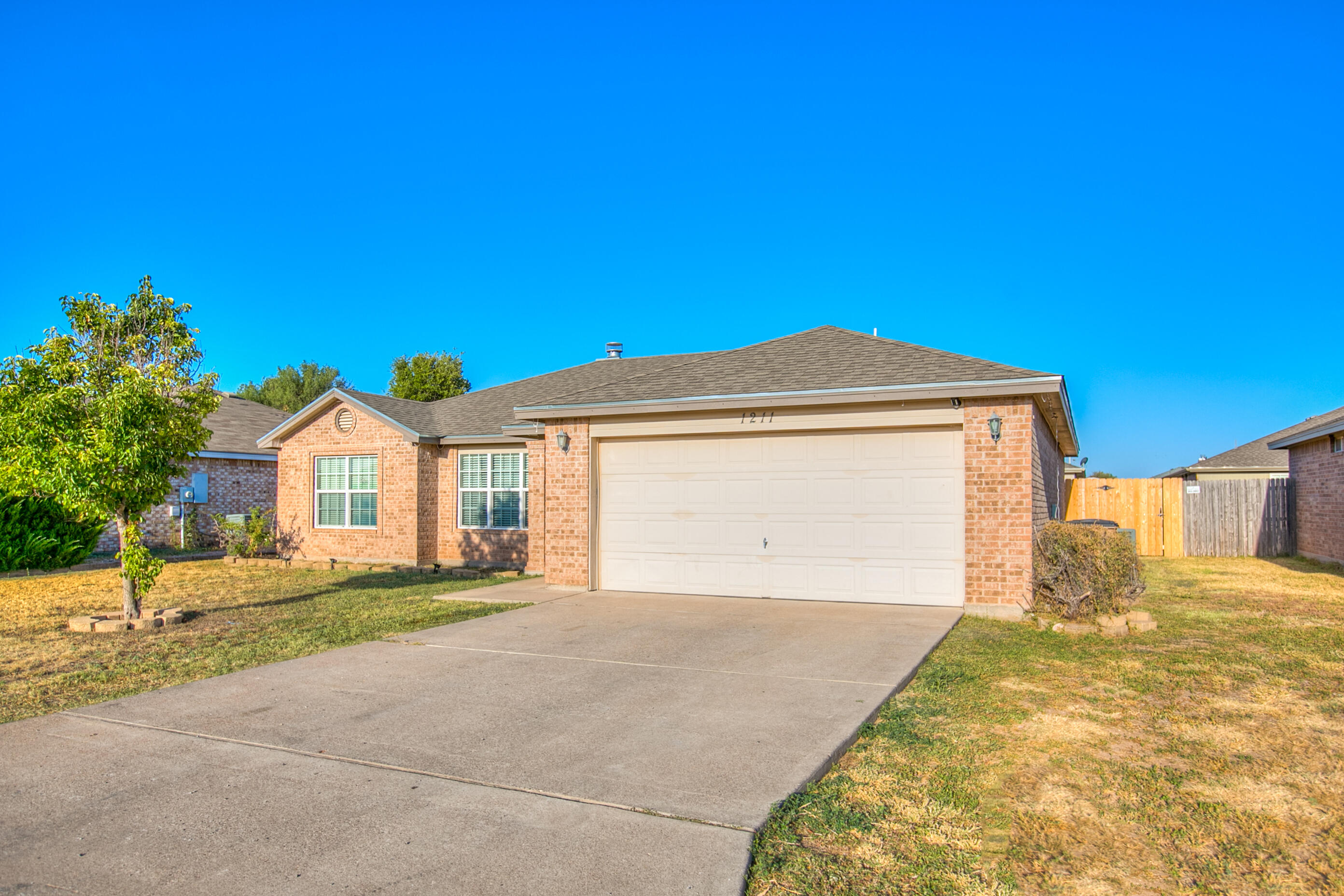 1211 George Lane Property Photo 3