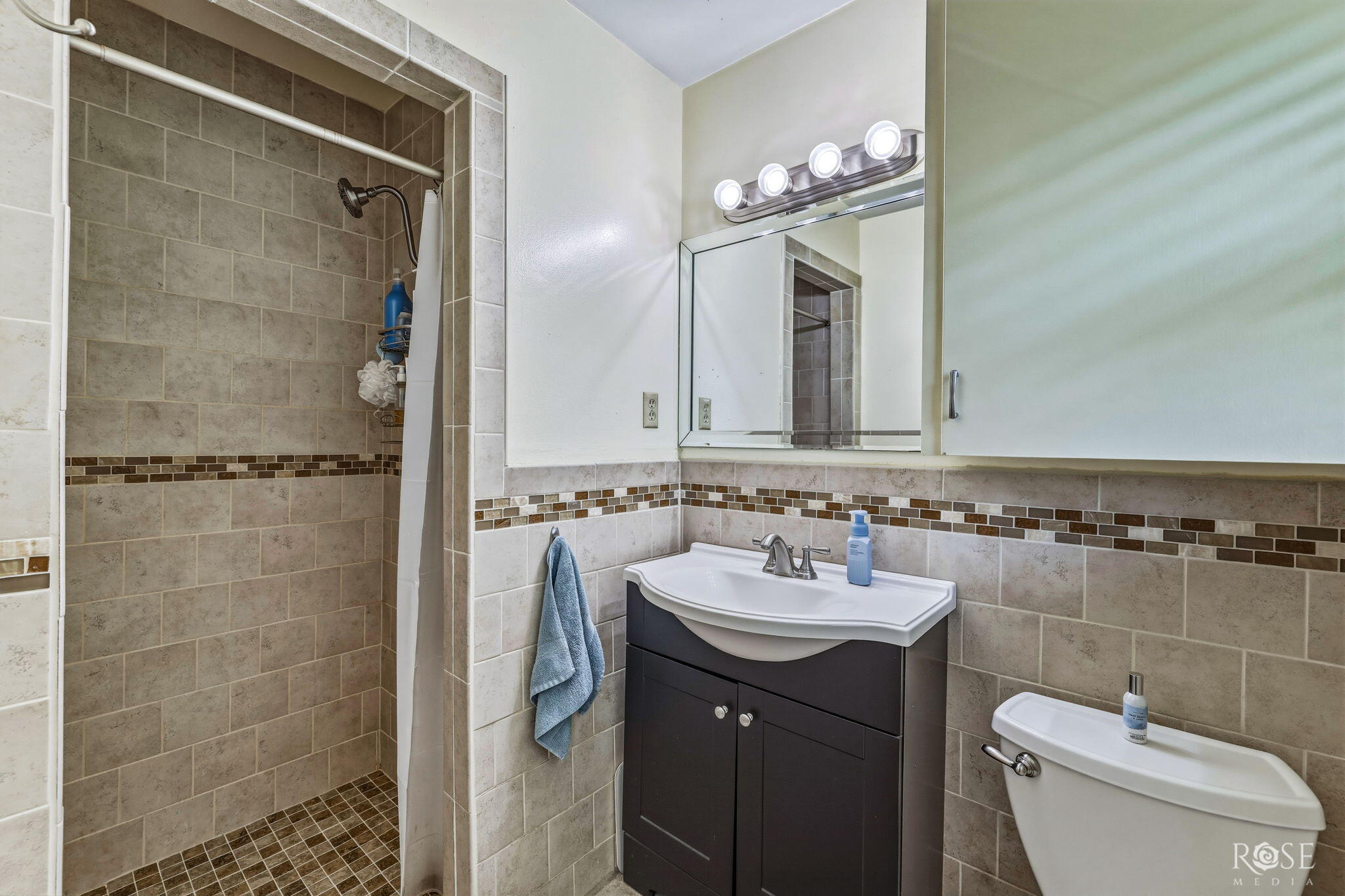 2644 Yale Avenue Property Photo 12