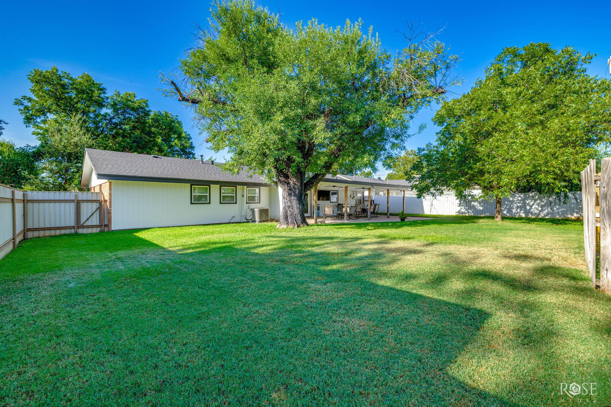 2644 Yale Avenue Property Photo 19