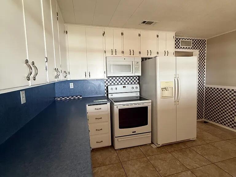 8510 Ames Road Property Photo 4